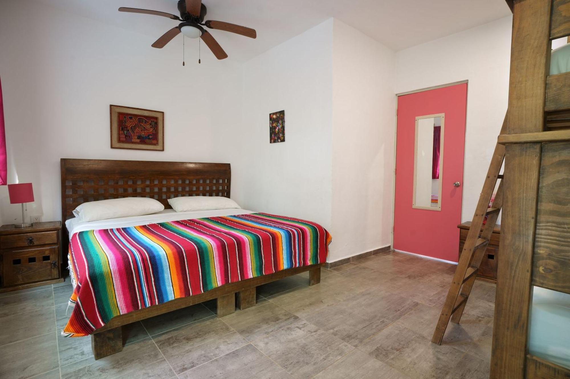 Casa De Colores