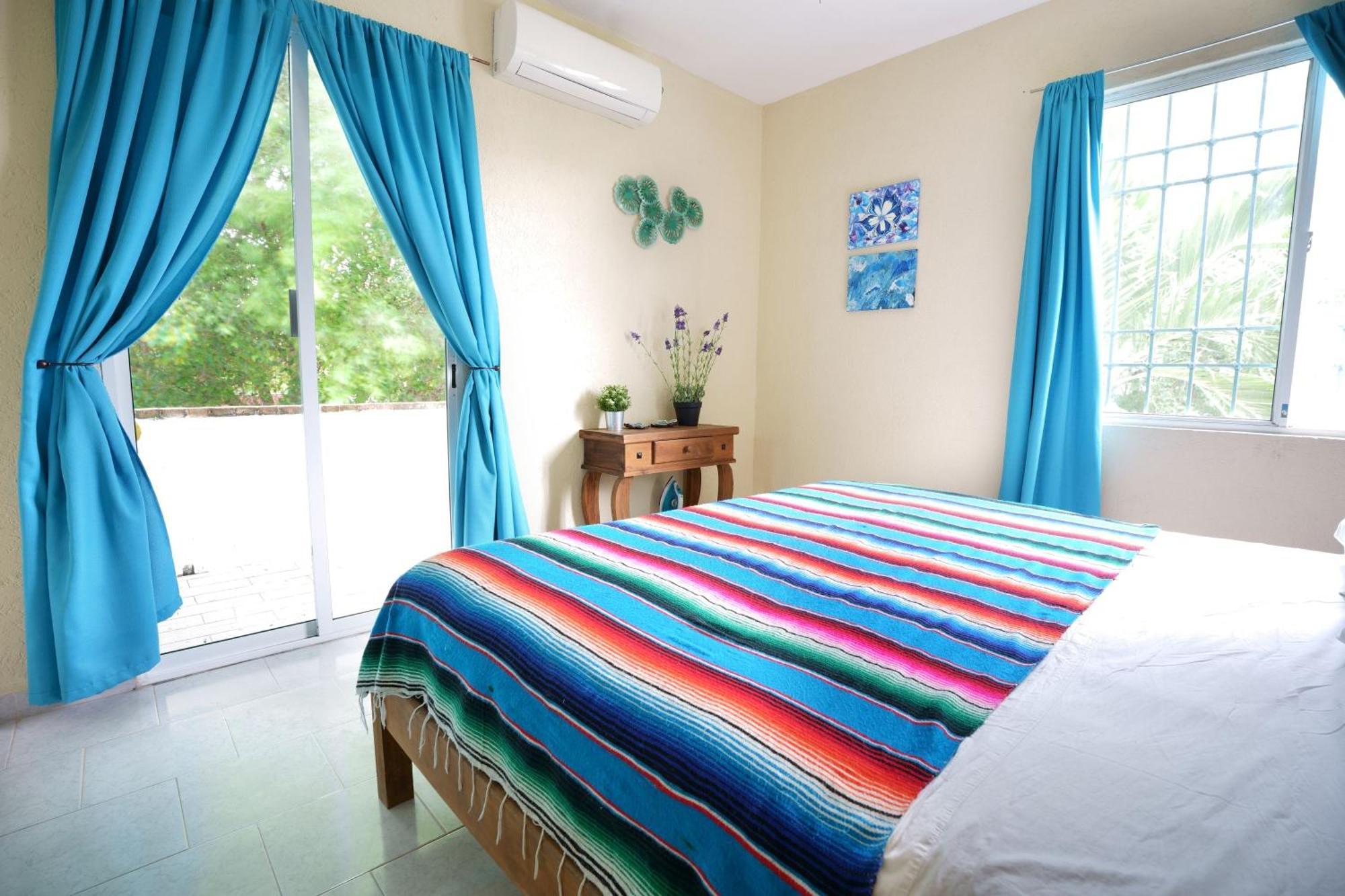 Holiday home Casa De Colores *