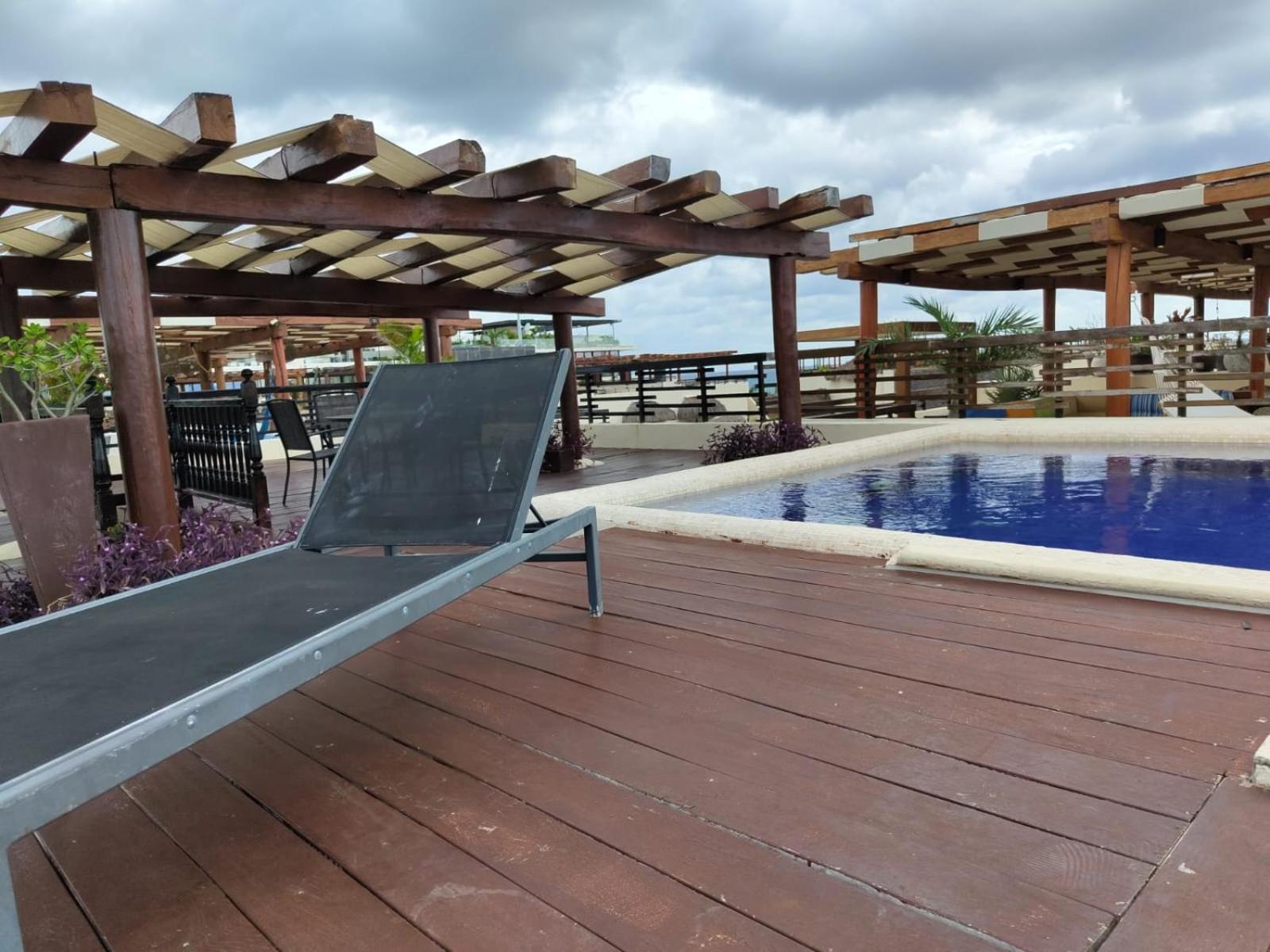Private Pool 2 Bedroom Aldea Thai Apartment *