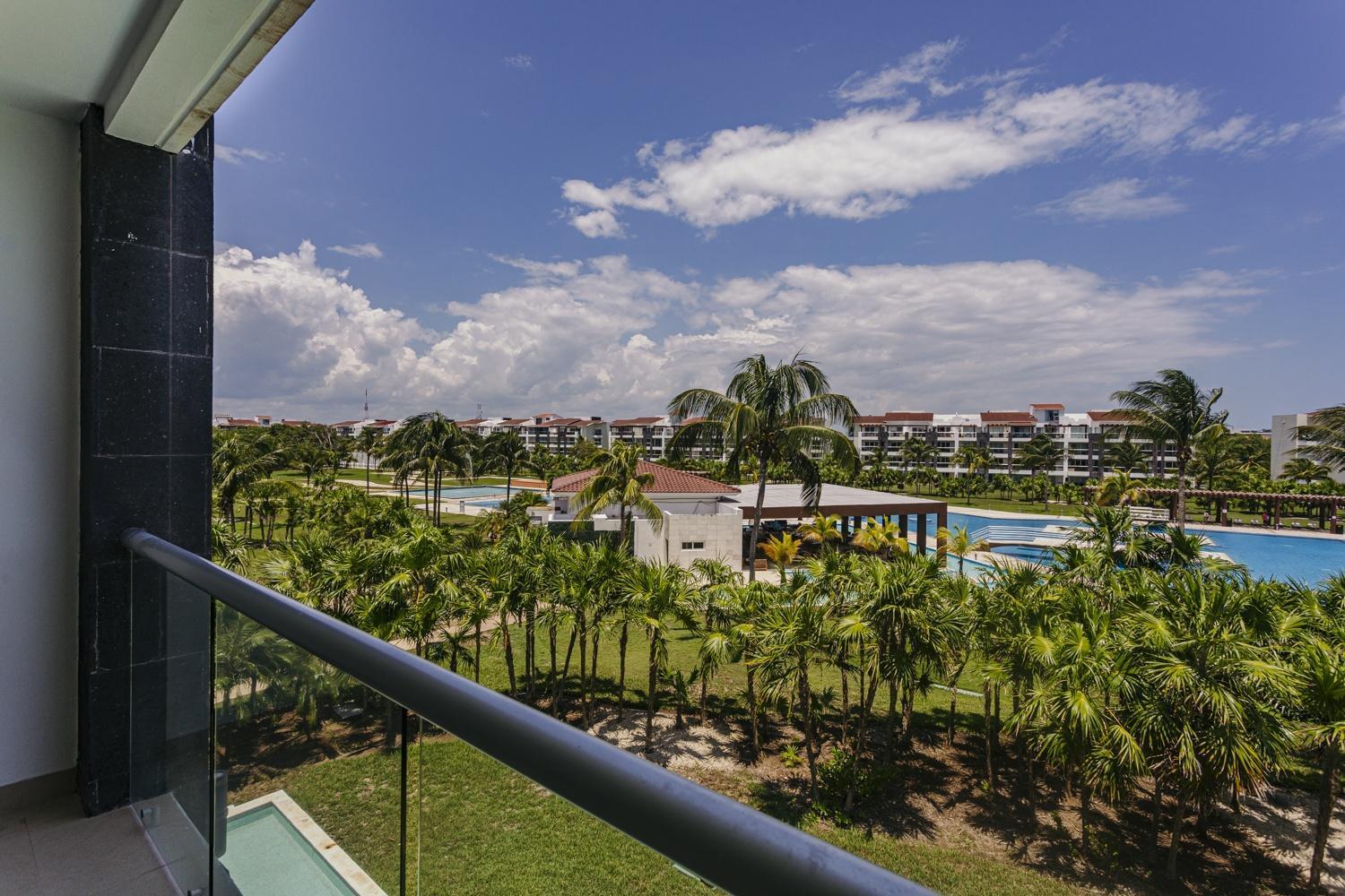 Apartment New !! Casa Miramar Ocean View 325 S Apts *