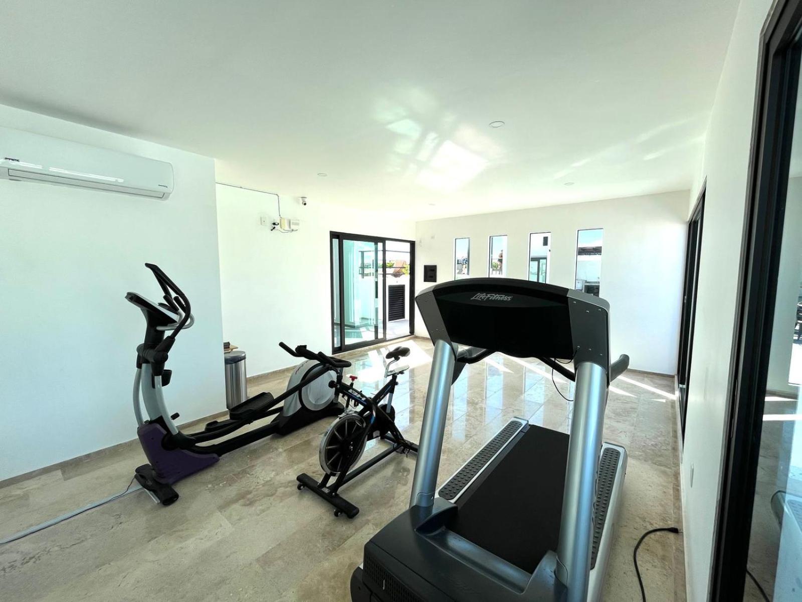 Apartment 1 Bd Location! Gym, Pool Playa del Carmen