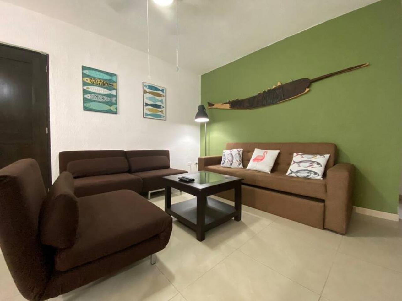 Apartment Charming 2br Downtown. Caribbean Allure