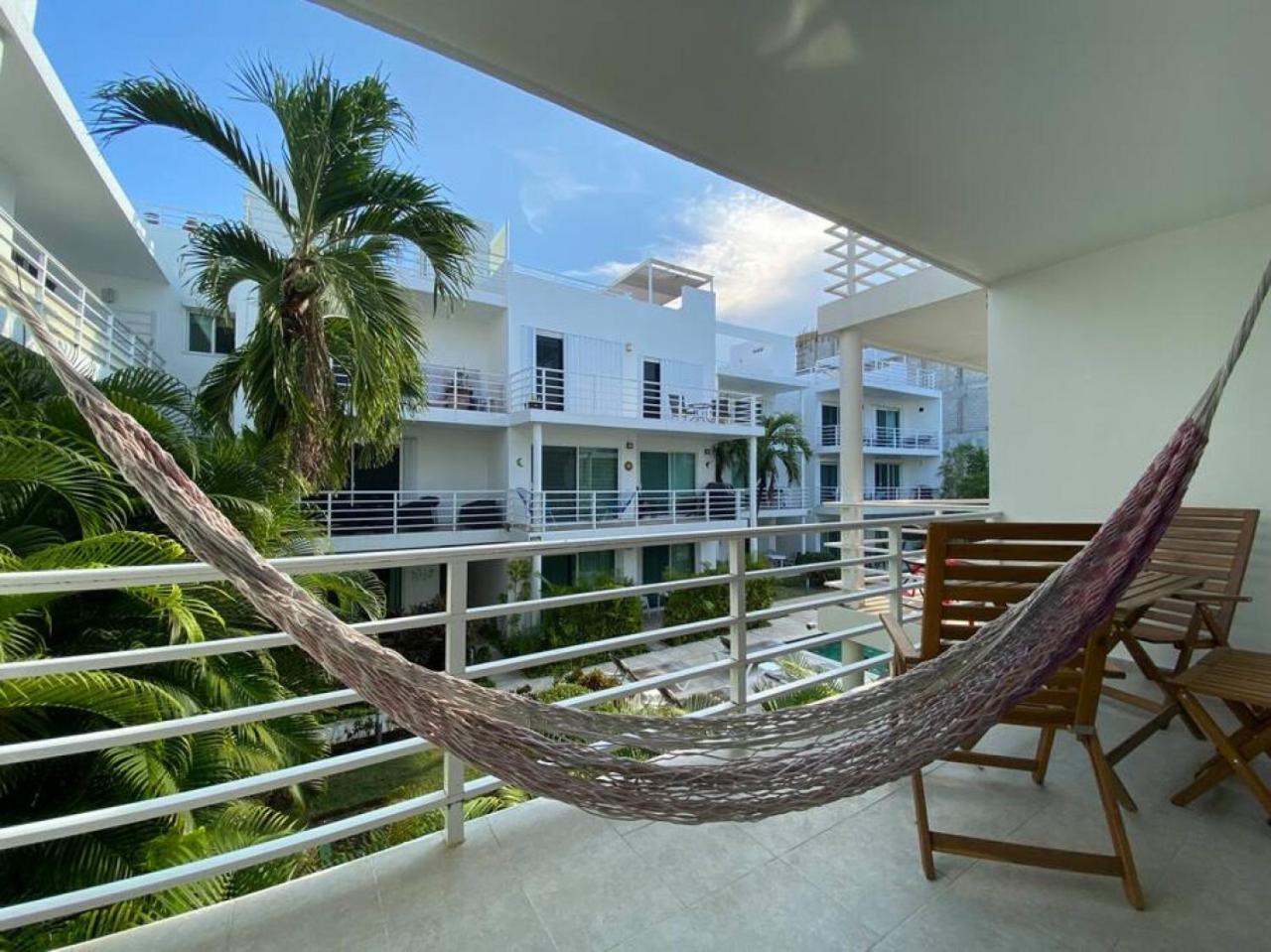 Apartment Charming 2br Downtown. Caribbean Allure