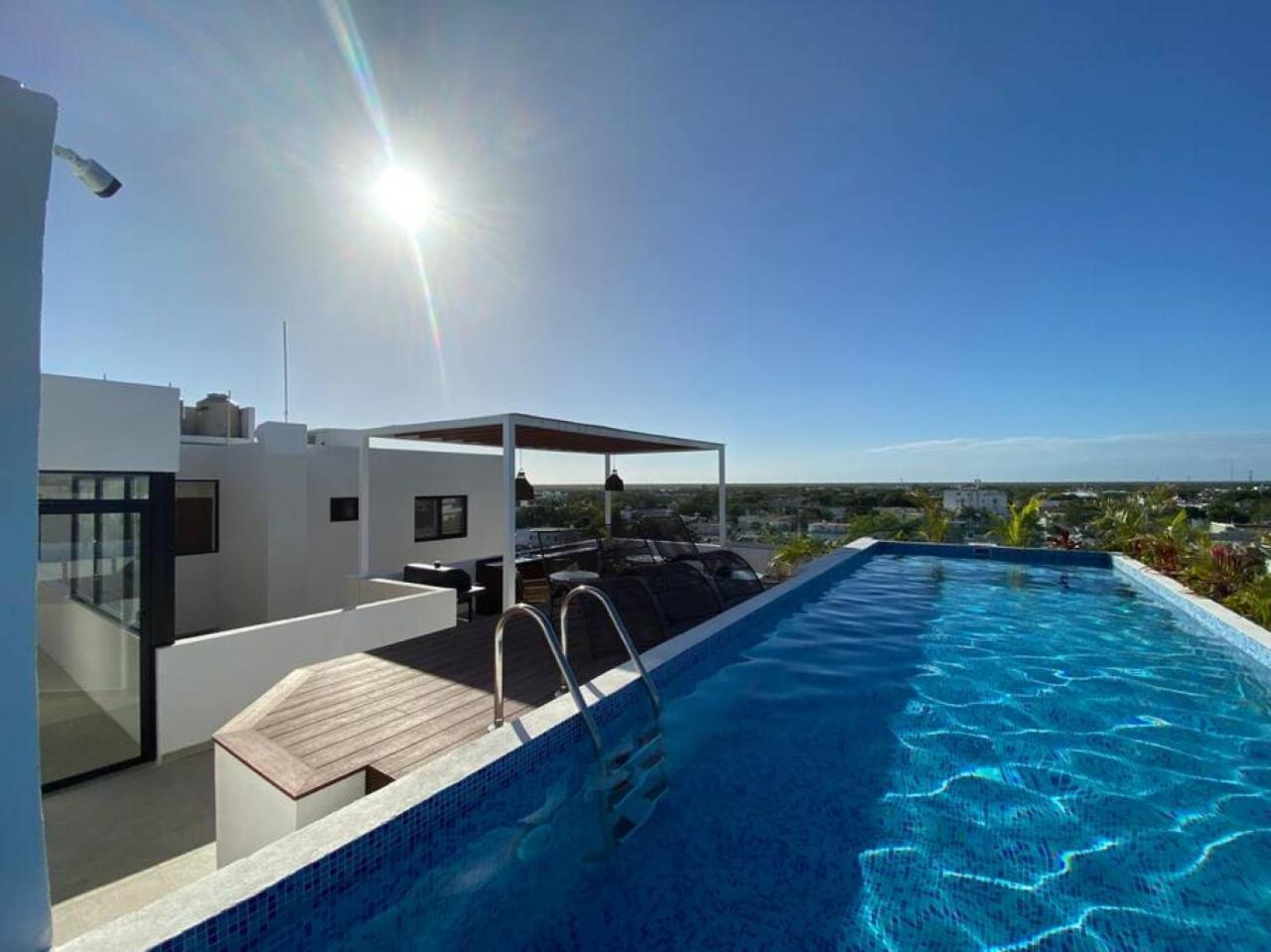 Fully Equipped 1bd Ph With Gym Rooftop Pool And Bbq Playa del Carmen