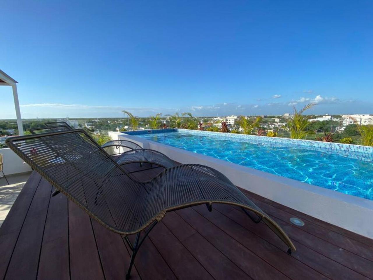 Fully Equipped 1bd Ph With Gym Rooftop Pool And Bbq Playa del Carmen
