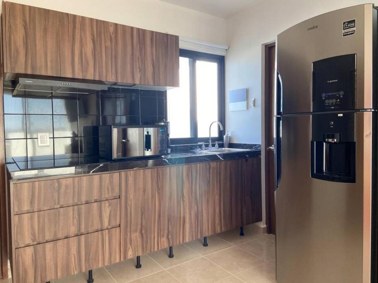 Apartment Fully Equipped 1bd Ph With Gym Rooftop Pool And Bbq *