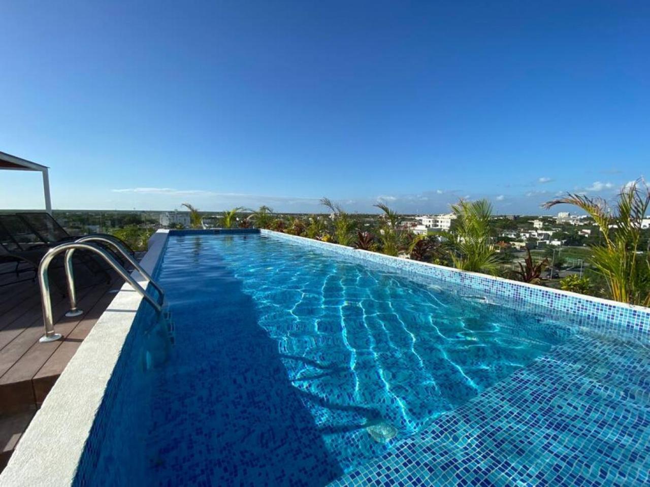 Apartment Fully Equipped 1bd Ph With Gym Rooftop Pool And Bbq