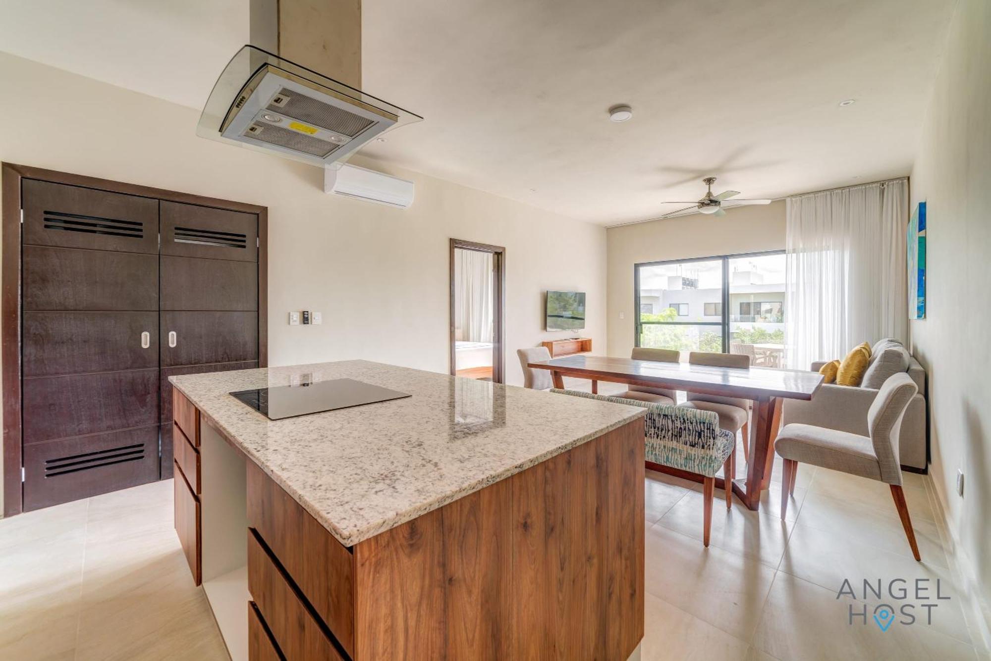 Apartment New Tranquil Onsite Pool Gym And Playground *
