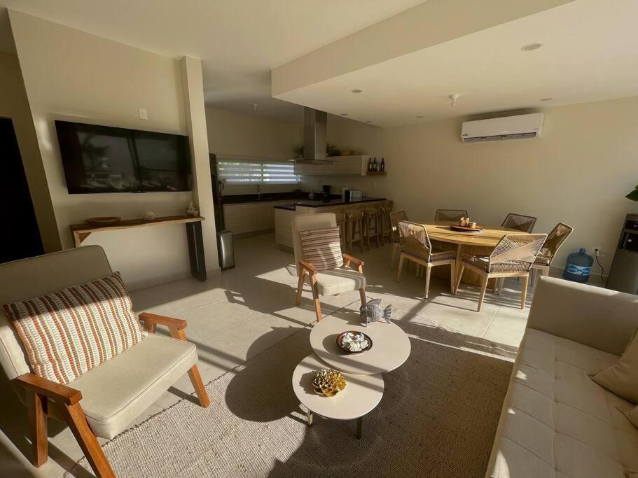 Villa Hermosa Casa De 3 Pisos En De Lujo *