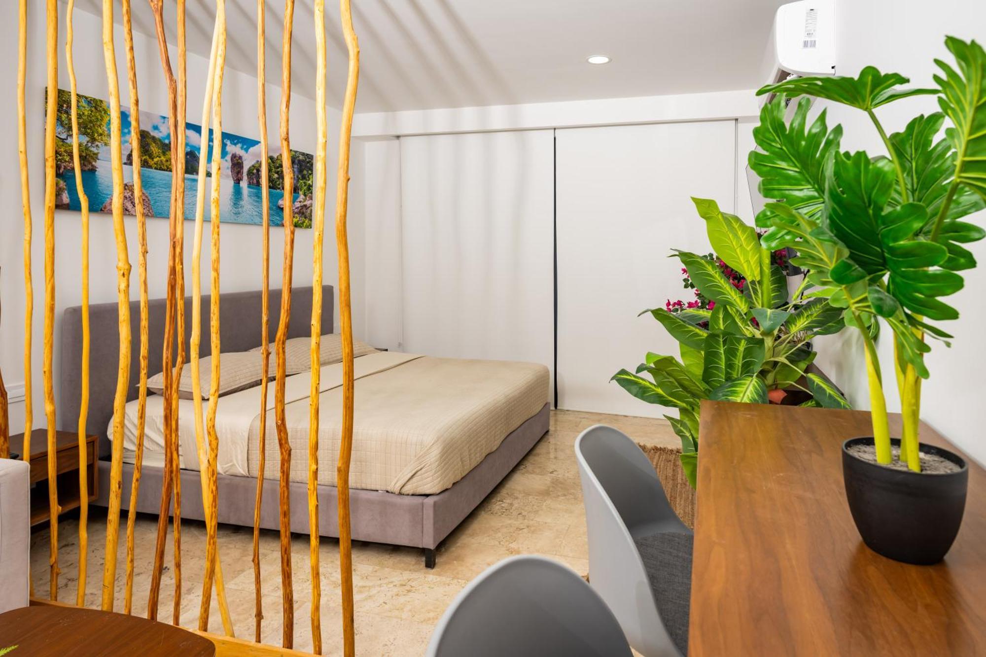 Walk Distance To Wallmart And 5ta Avenue * Playa del Carmen