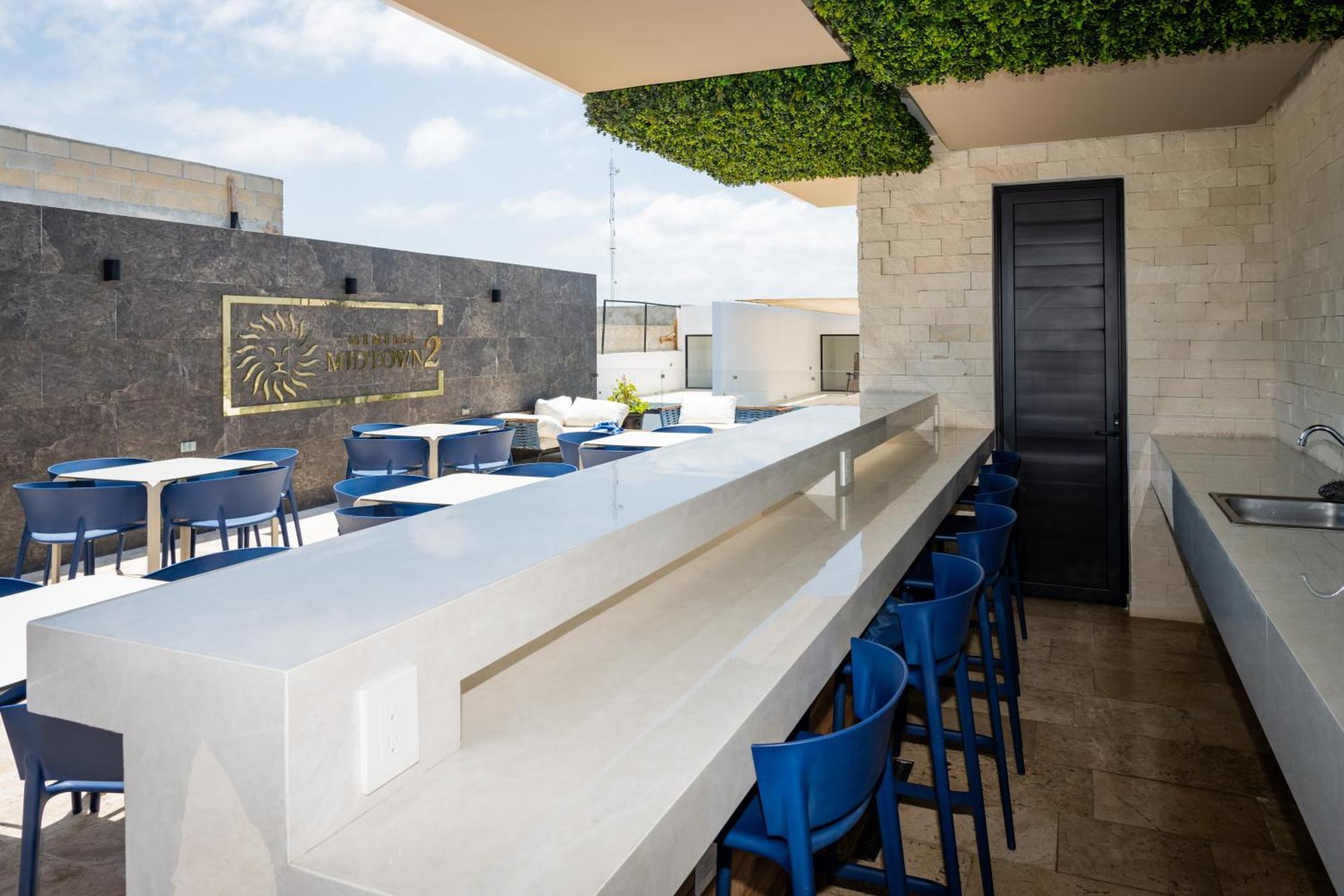 Walk Distance To Wallmart And 5ta Avenue Playa del Carmen