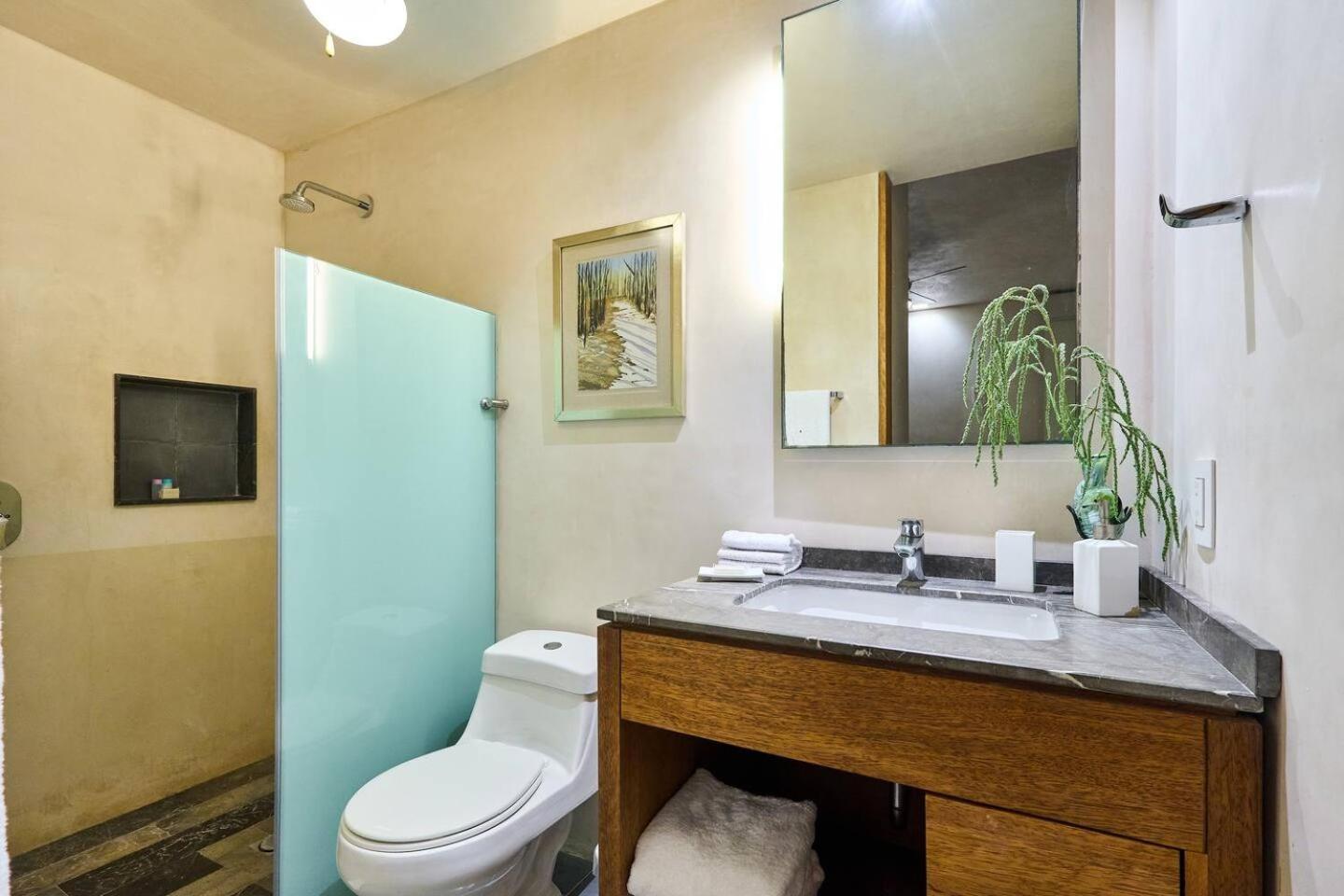 Apartment Downtown 4br At 200m 2 Apts In One Playa del Carmen