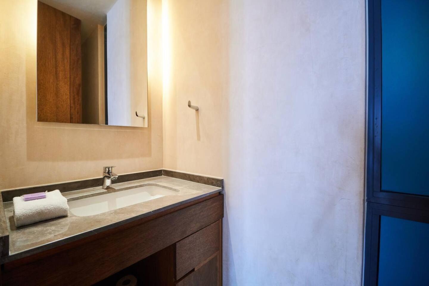 Downtown 4br At 200m 2 Apts In One Apartment Playa del Carmen