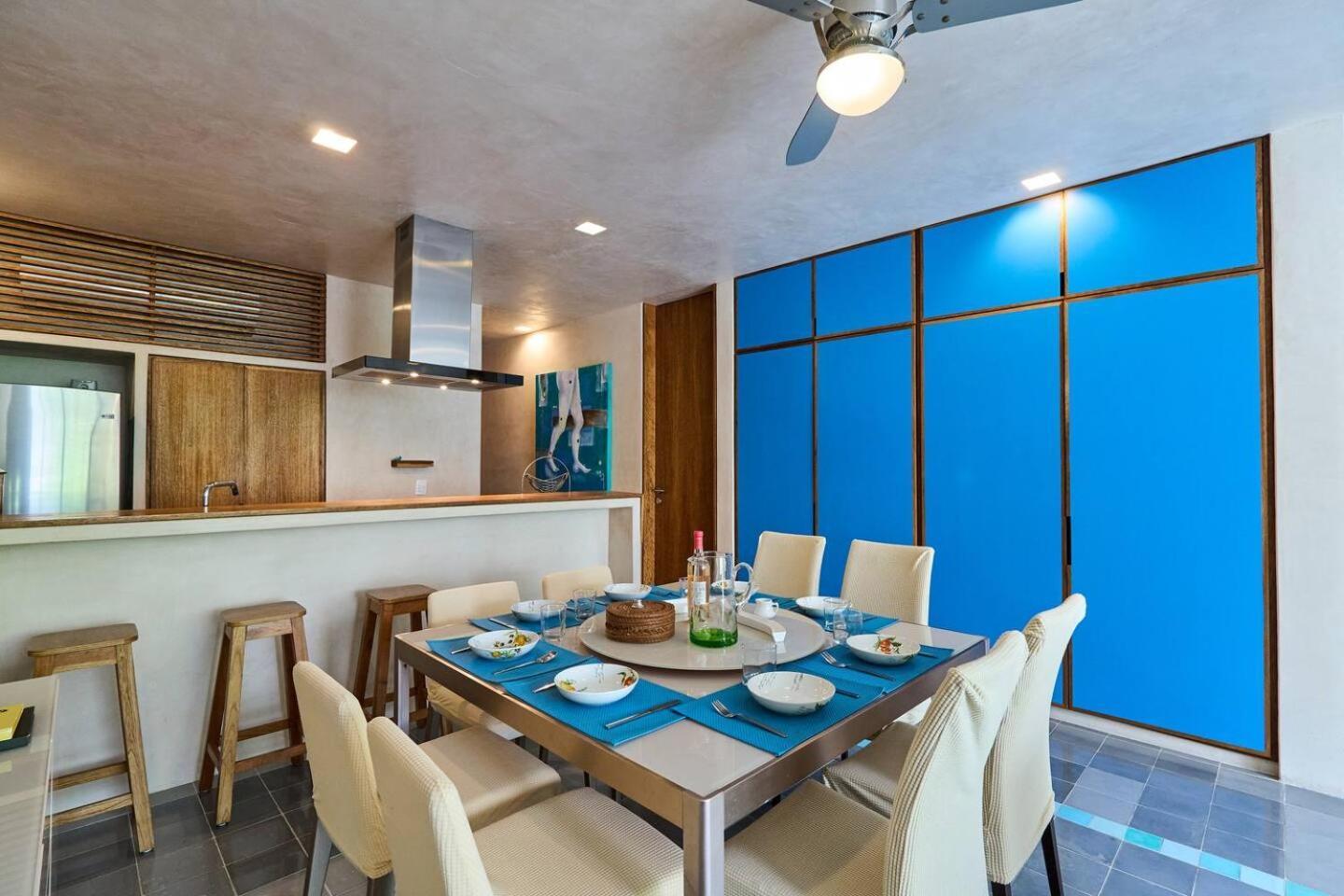 Apartment Downtown 4br At 200m 2 Apts In One Playa del Carmen