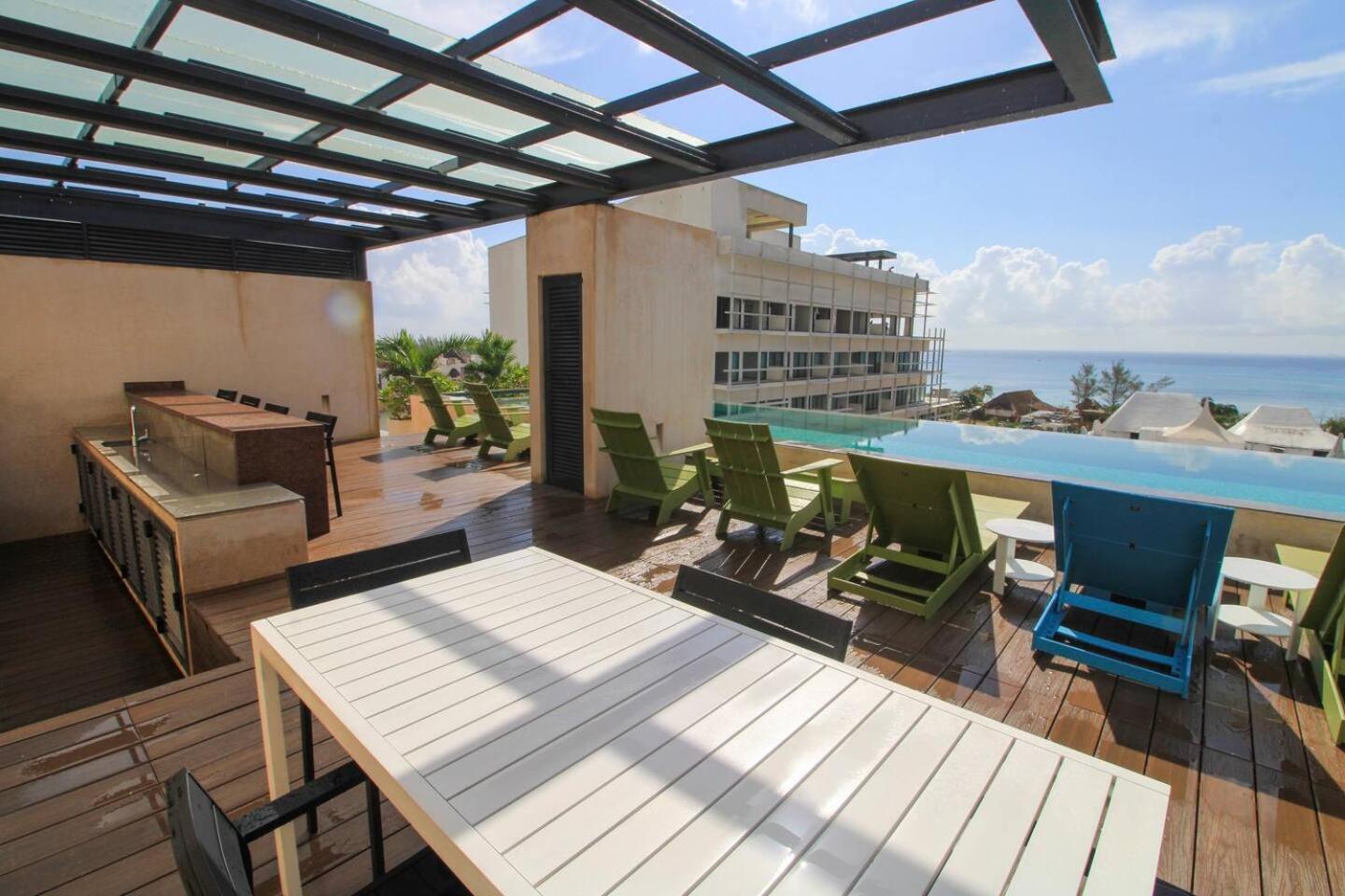 Downtown 4br At 200m 2 Apts In One Apartment *