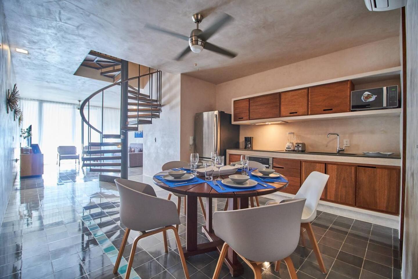 Downtown 4br At 200m 2 Apts In One *