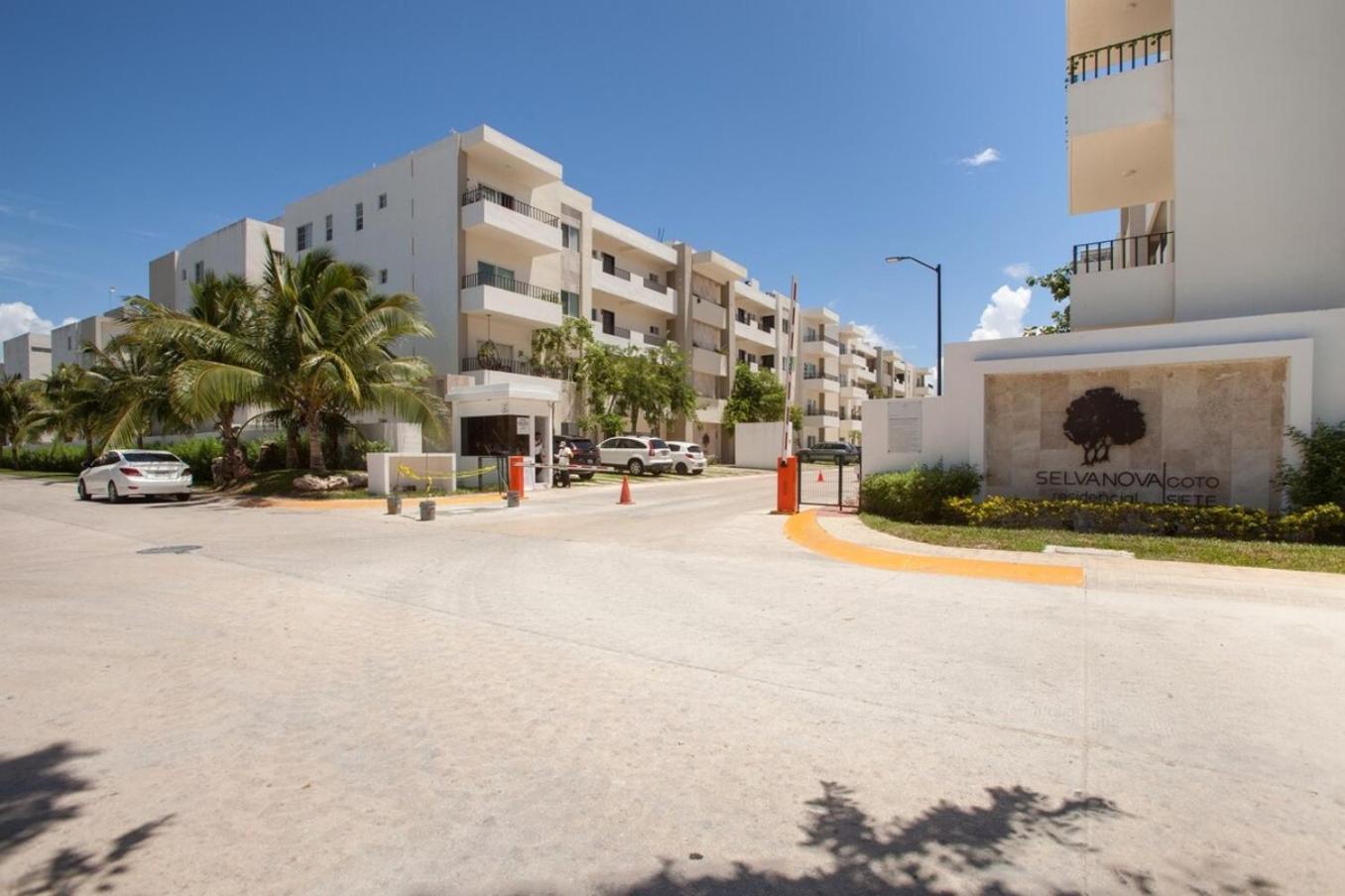 Casa de férias Family Friendly10min To Beachwifi200mbgympool