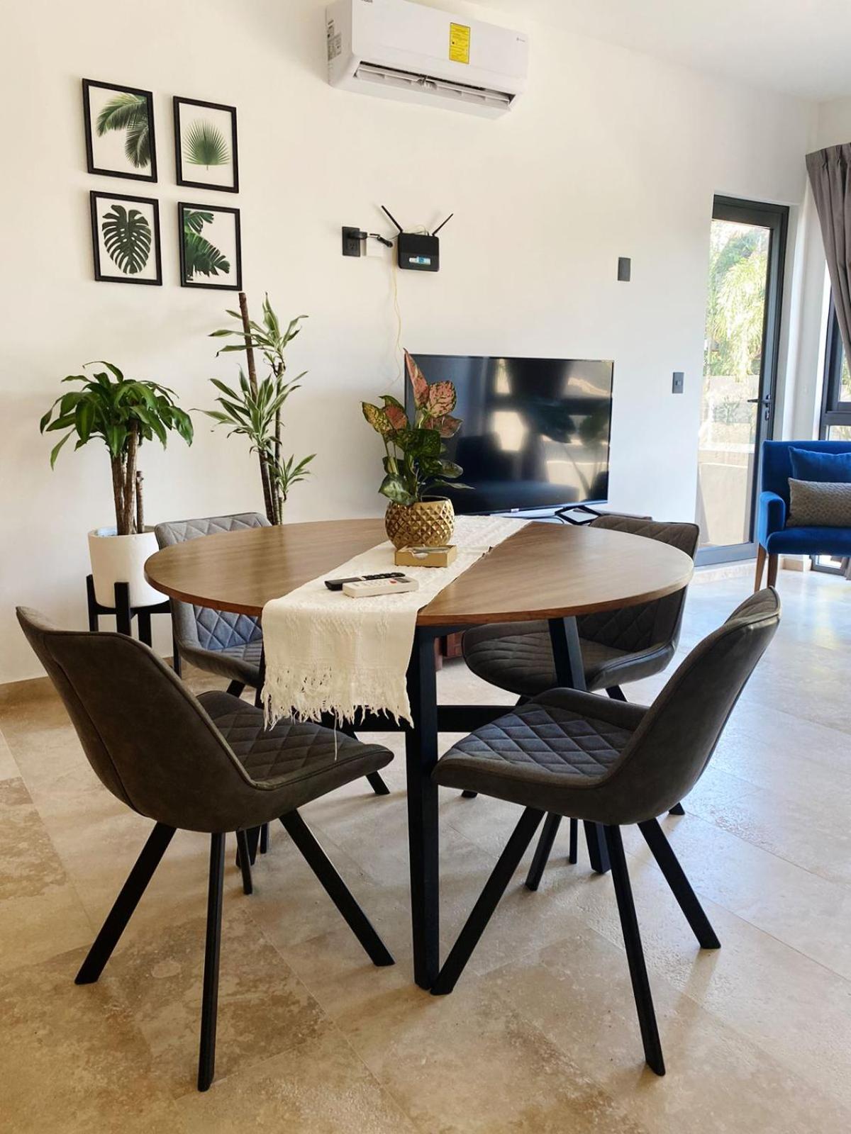 , Wave Living Apartment *