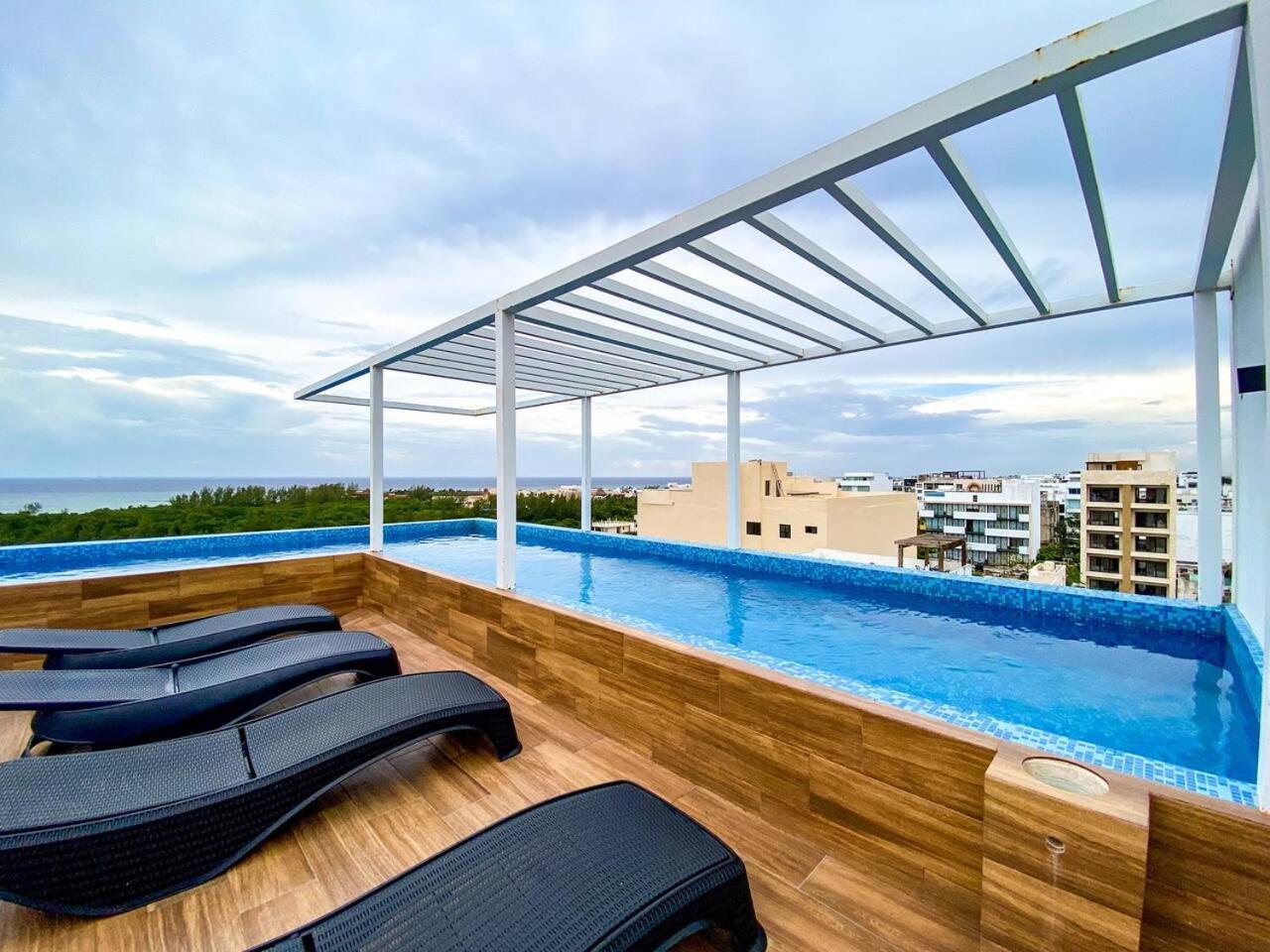 At 5th Ave With Pool Gym Steps To Apartment Playa del Carmen