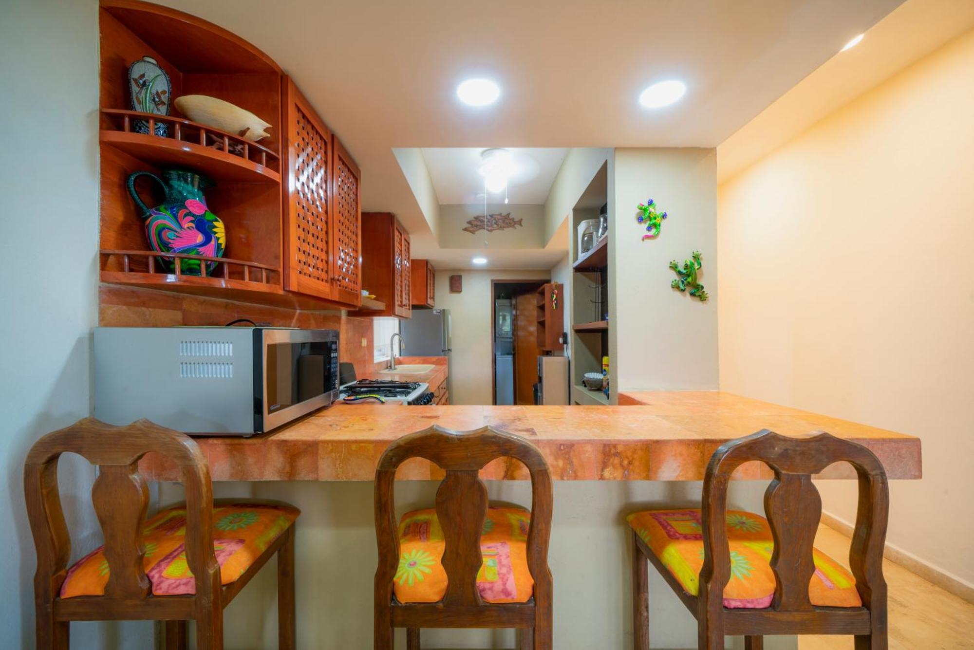 2 Bedroom For 8 Guests - Only 5 Min Walk To - At Playacar, Chac Ha * Playa del Carmen