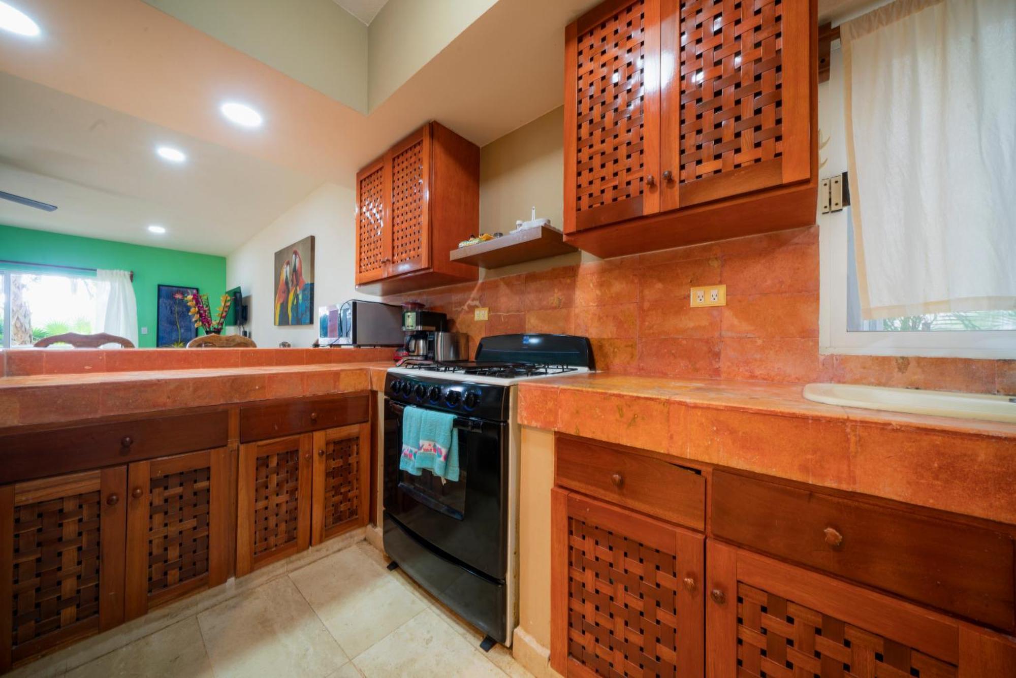 2 Bedroom For 8 Guests - Only 5 Min Walk To - At Playacar, Chac Ha