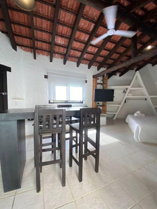 Apartamento Estudio A Unos Pasos De La Playa En Planta Alta