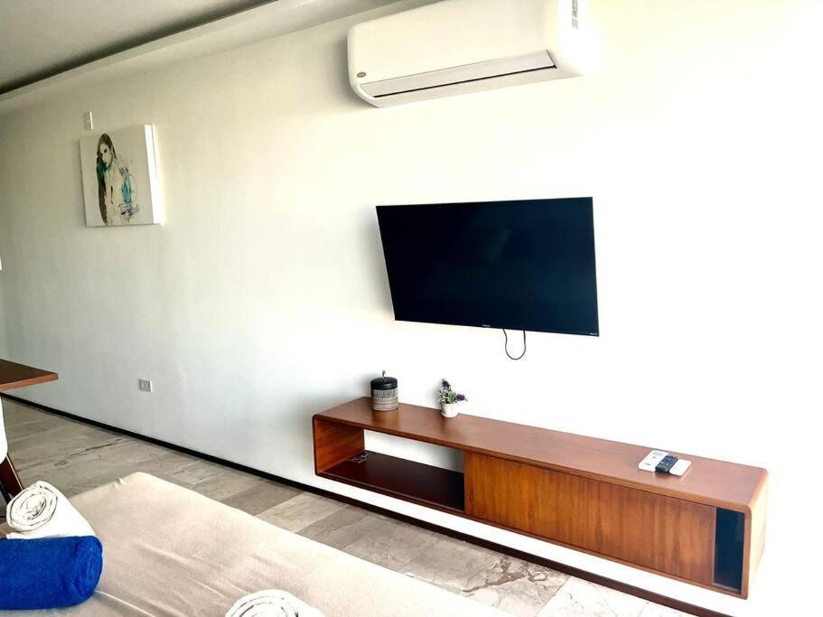 One 401 Stylish 1br Ocean View Fast Wifi * Playa del Carmen