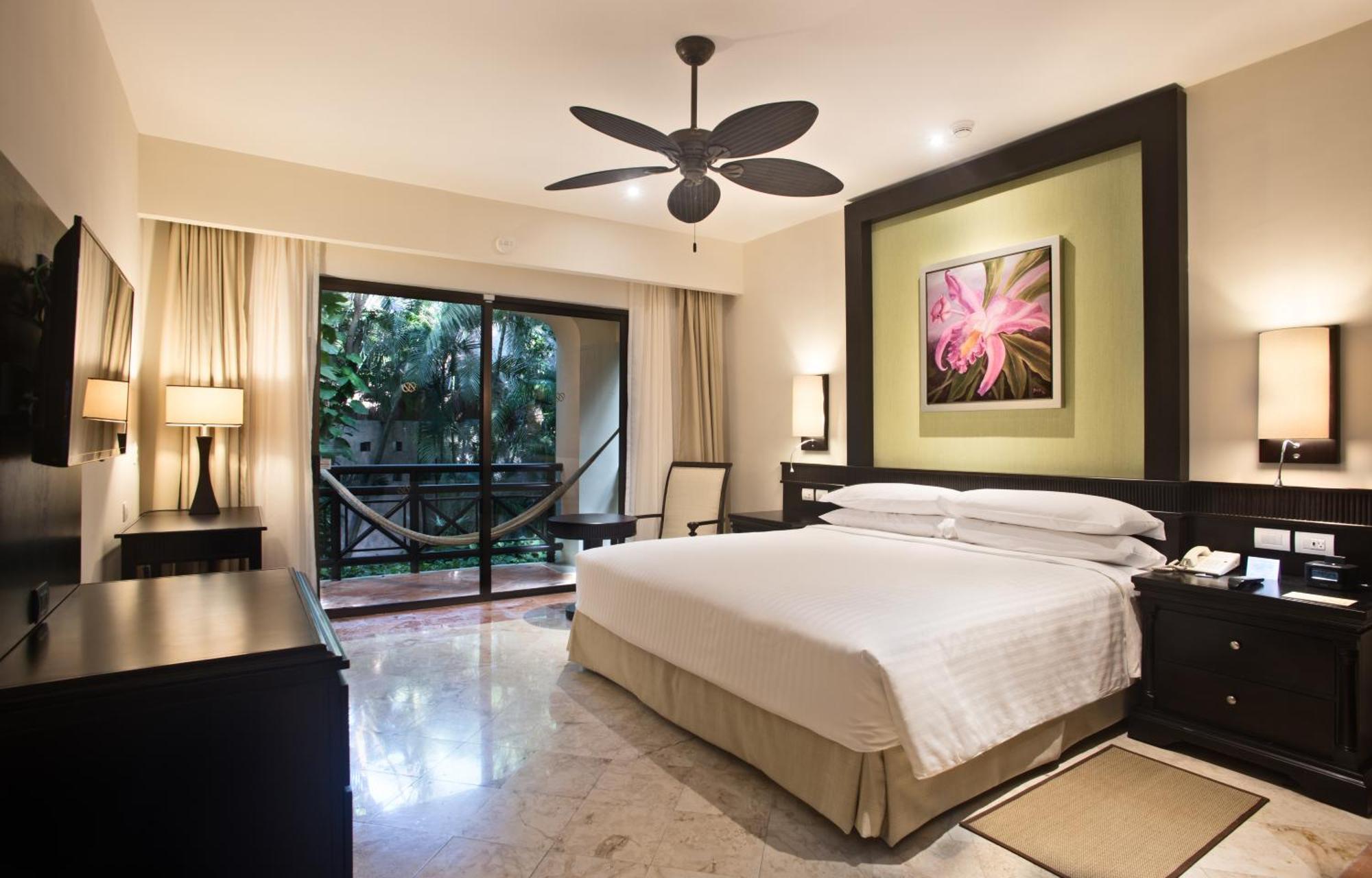 Resort Occidental At Xcaret Destination 5*