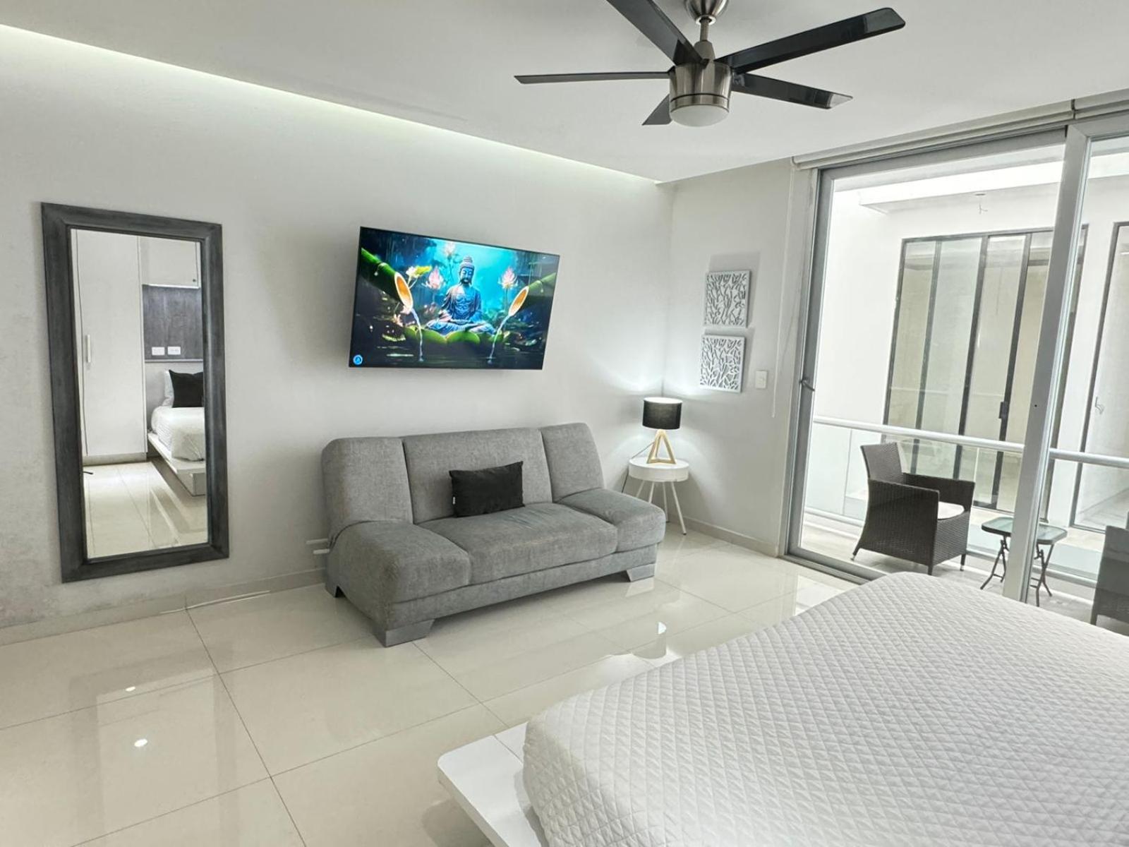 Stylish And Fancy Next To 5th Av Roof Pool Dk * Playa del Carmen