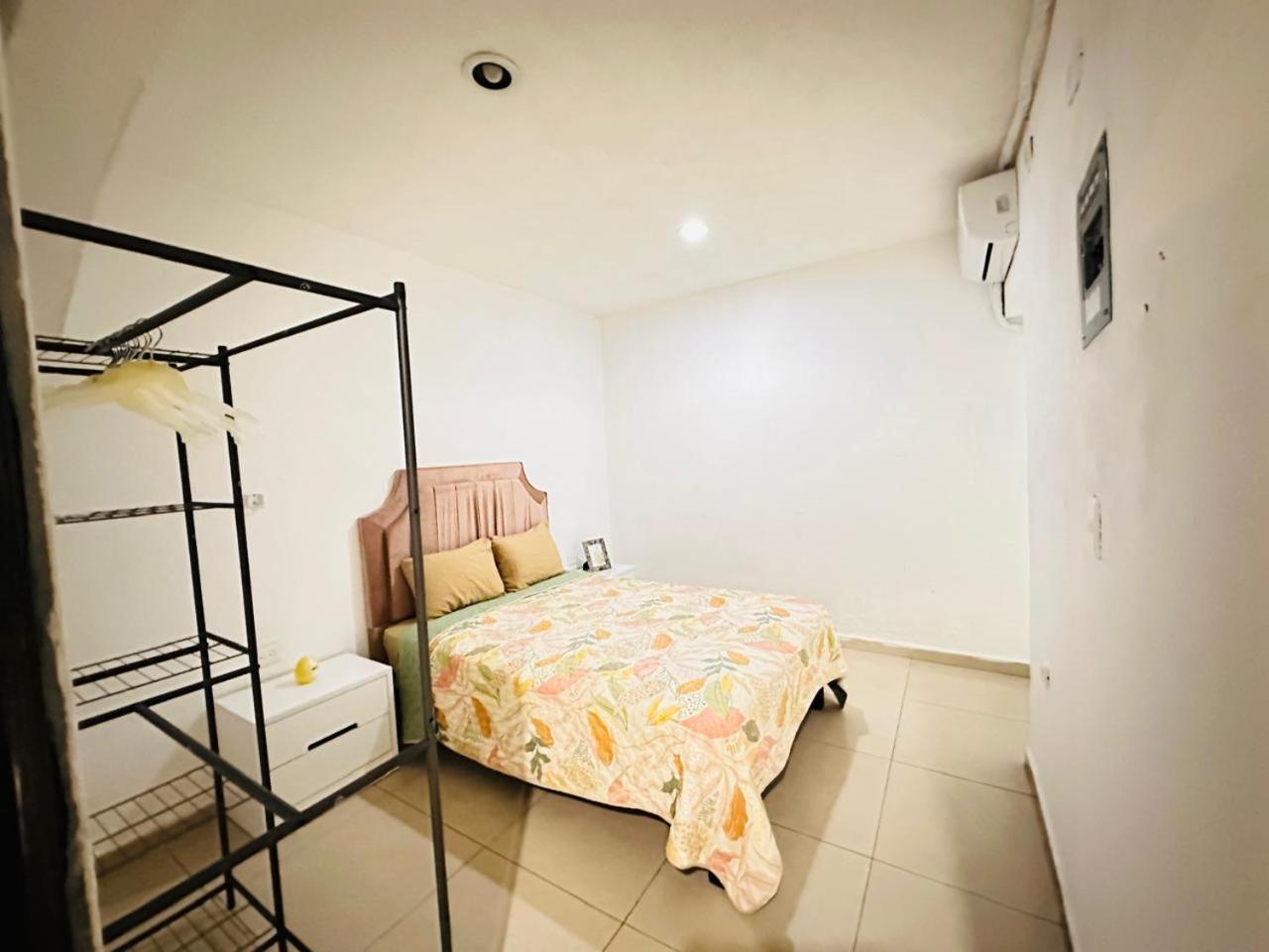 Milagro Apartment *