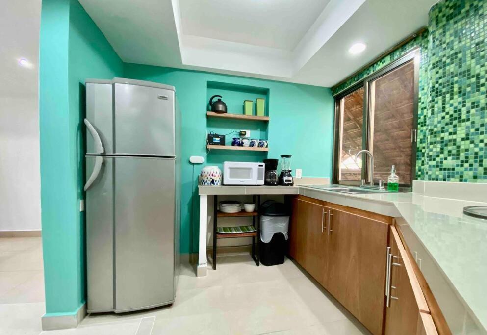 Huge Apartment, Steps To The & Lifestyle Apartment Playa del Carmen
