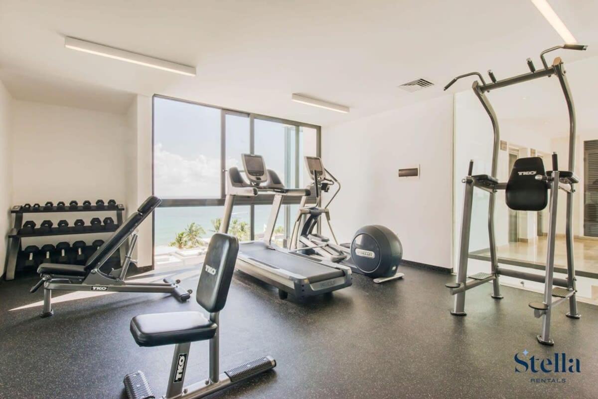 With Private Jacuzzi And Shared Ocean View Roof Pool Ferienhaus