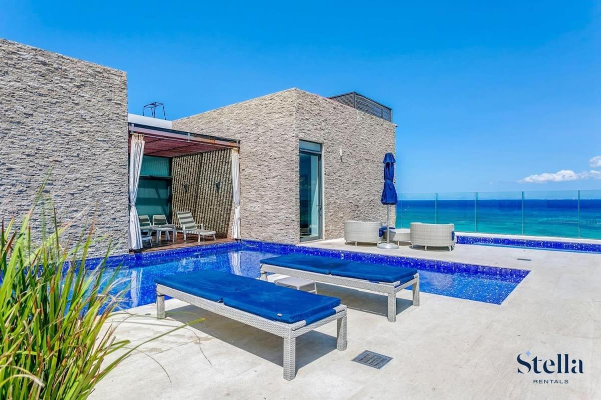 With Private Jacuzzi And Shared Ocean View Roof Pool Ferienhaus