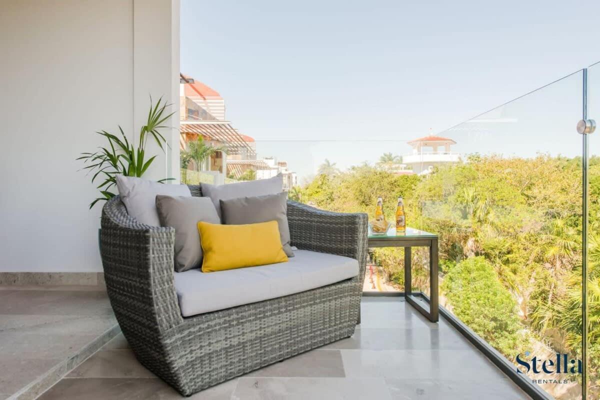 With Private Jacuzzi And Shared Ocean View Roof Pool Ferienhaus