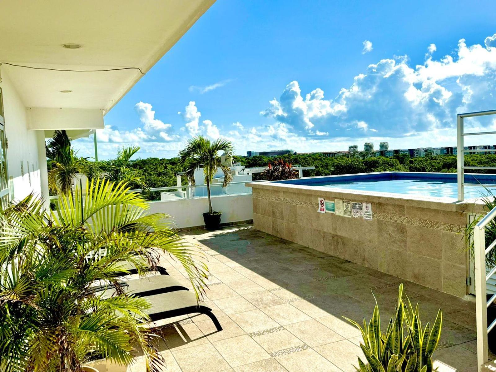 Punta Esmeralda Hotel 3*