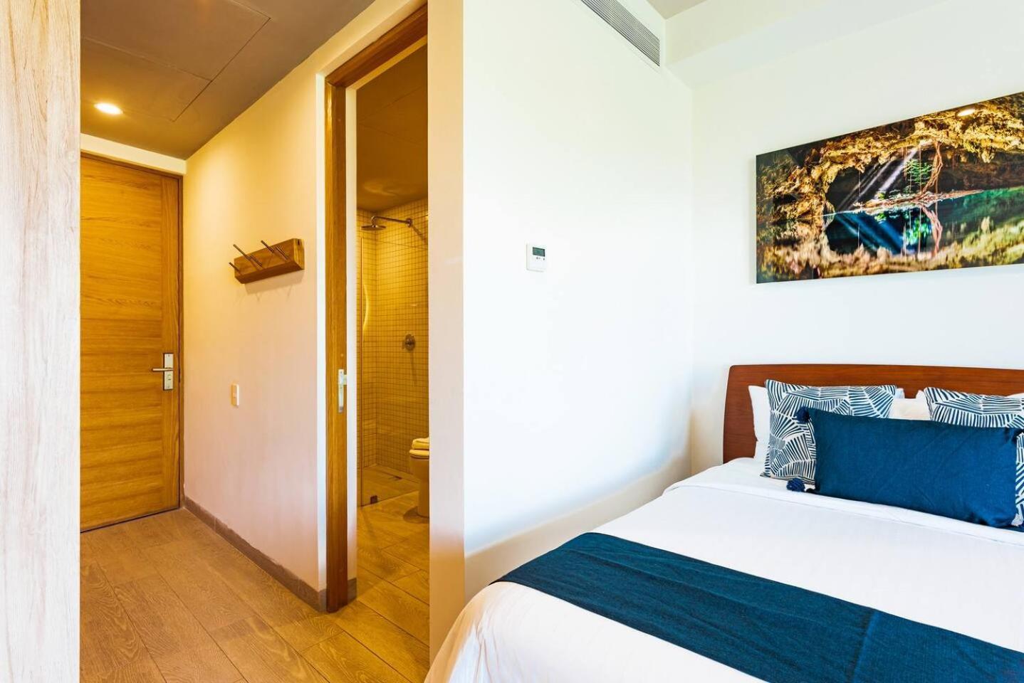Tropical 2-bedroom Mangrove View Playa del Carmen