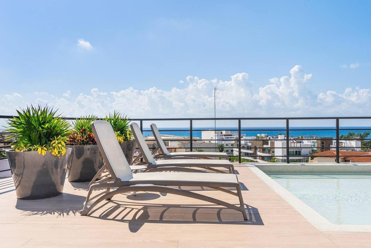 Tropical 2-bedroom Mangrove View
