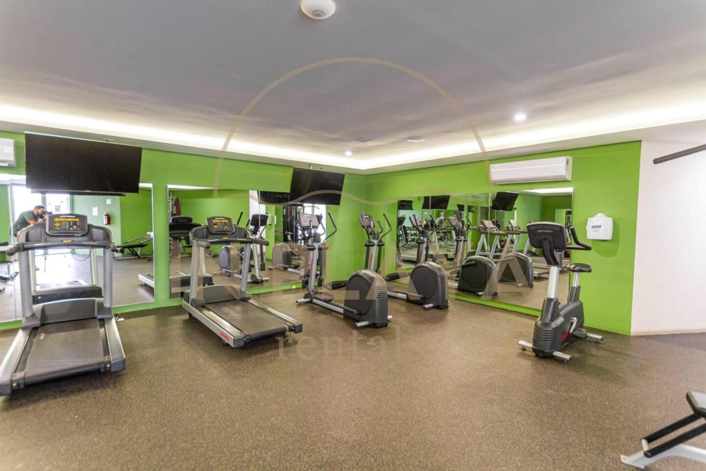 Beautiful And Centric 1br Ph Private Pool Sauna Apartamento Playa del Carmen