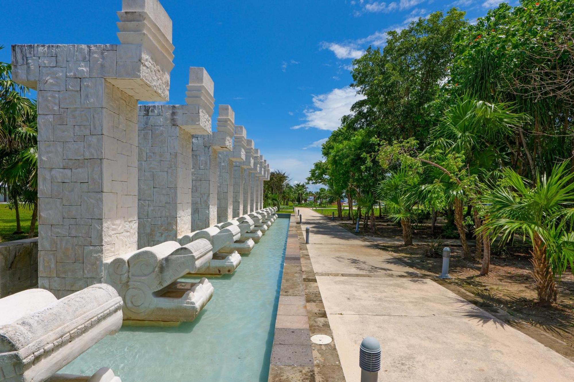 Seaside Serenity Retreat At Mareazul Norte - 2 Bedroom Apartment