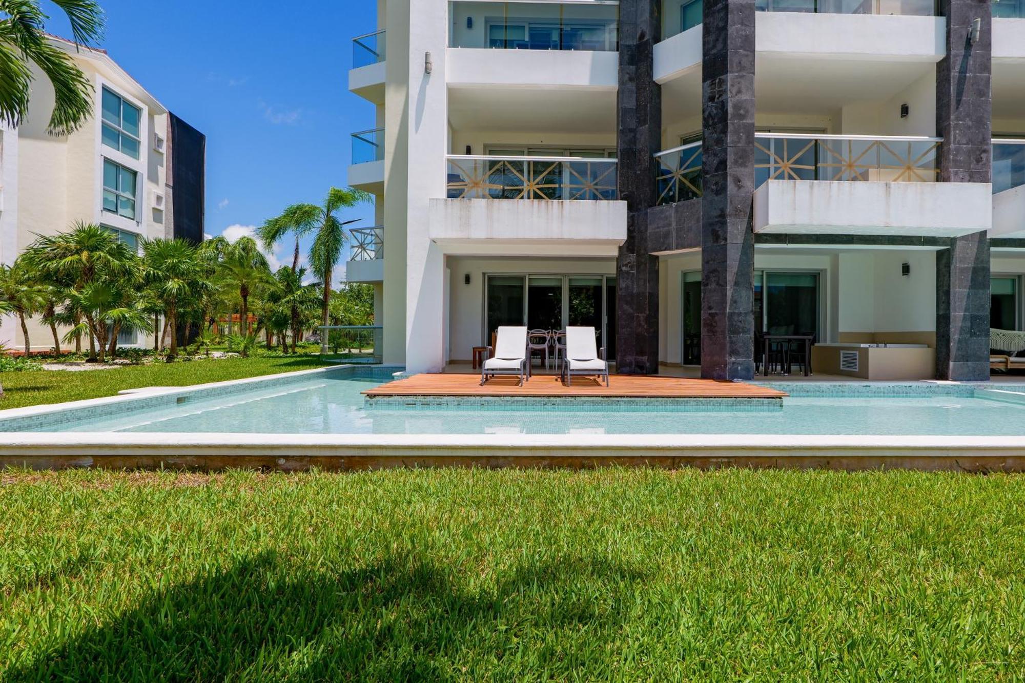 Apartment Seaside Serenity Retreat At Mareazul Norte - 2 Bedroom *