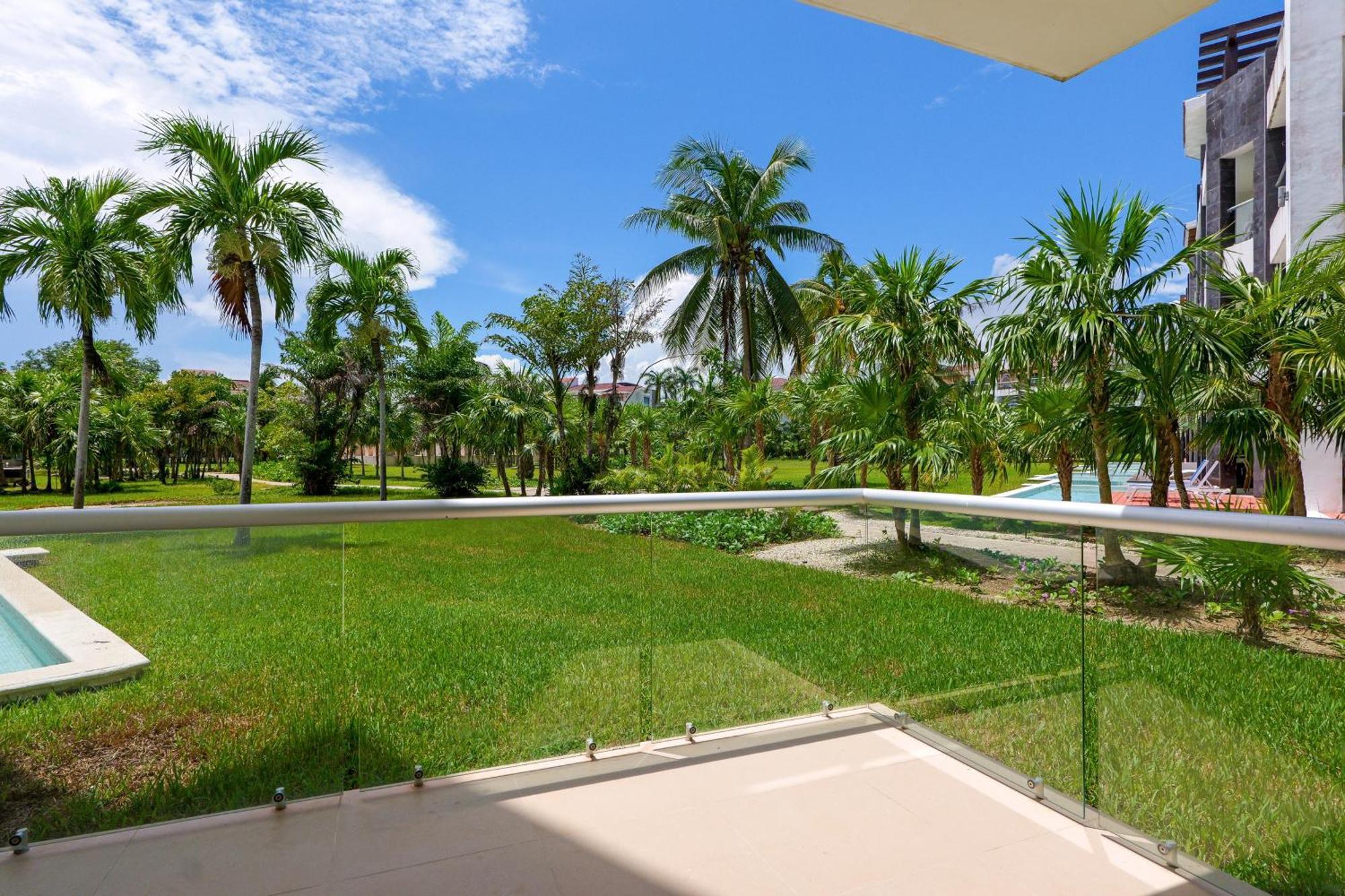 Seaside Serenity Retreat At Mareazul Norte - 2 Bedroom Apartment Playa del Carmen