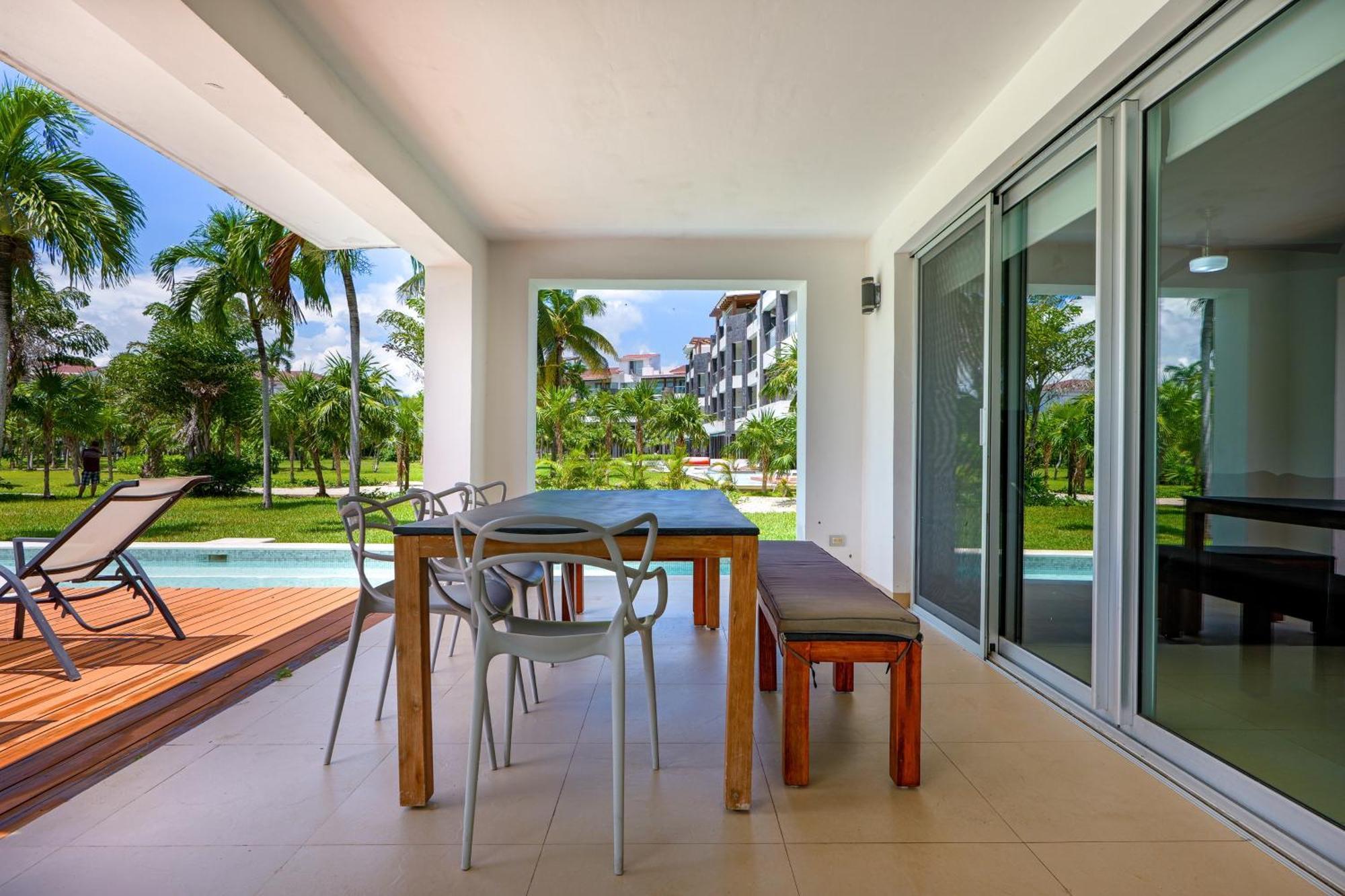 Apartment Seaside Serenity Retreat At Mareazul Norte - 2 Bedroom Playa del Carmen
