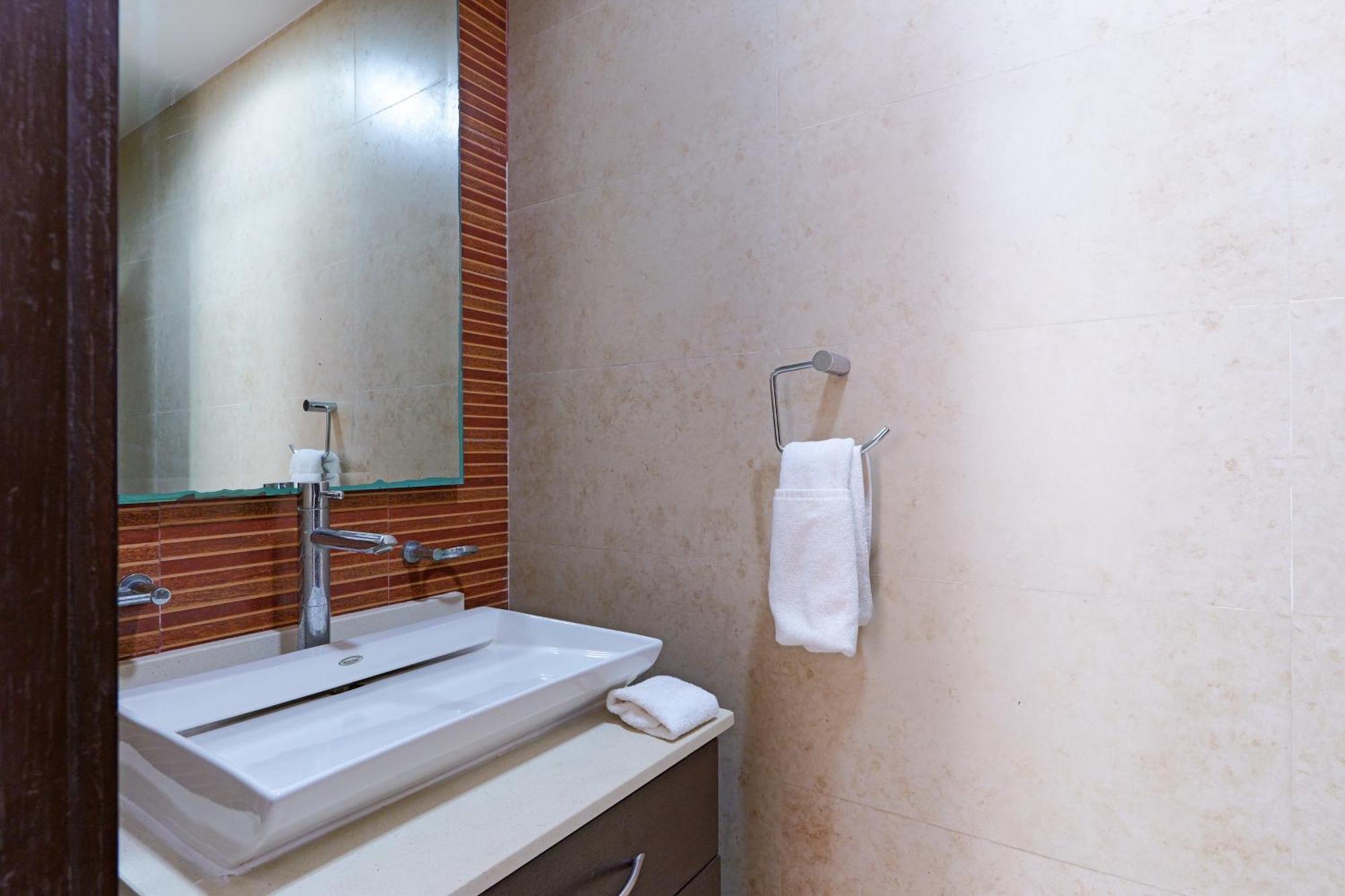 Apartment Seaside Serenity Retreat At Mareazul Norte - 2 Bedroom *