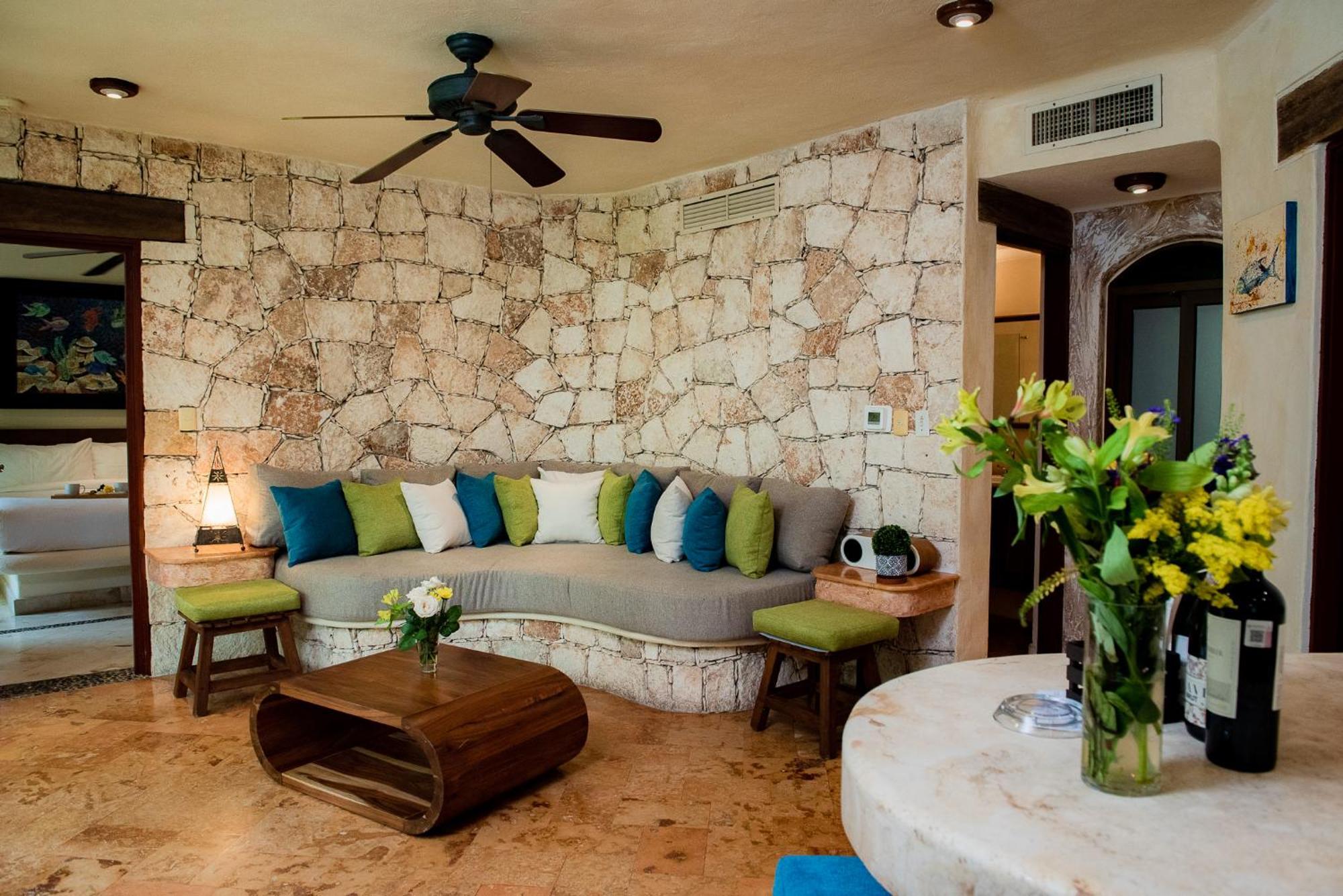 Sacbe Hotel&beach Club Hotel