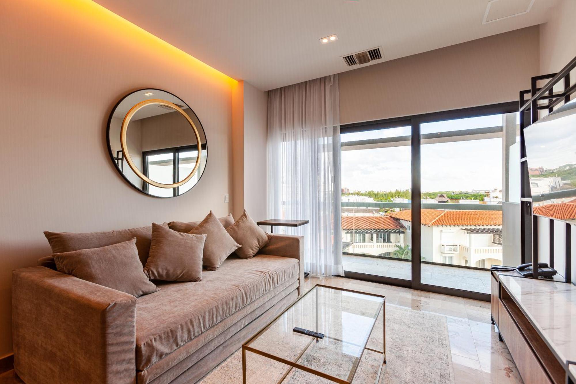 Apartment Luxury 1bedroom/amazing Ocean View/prime Location Playa del Carmen