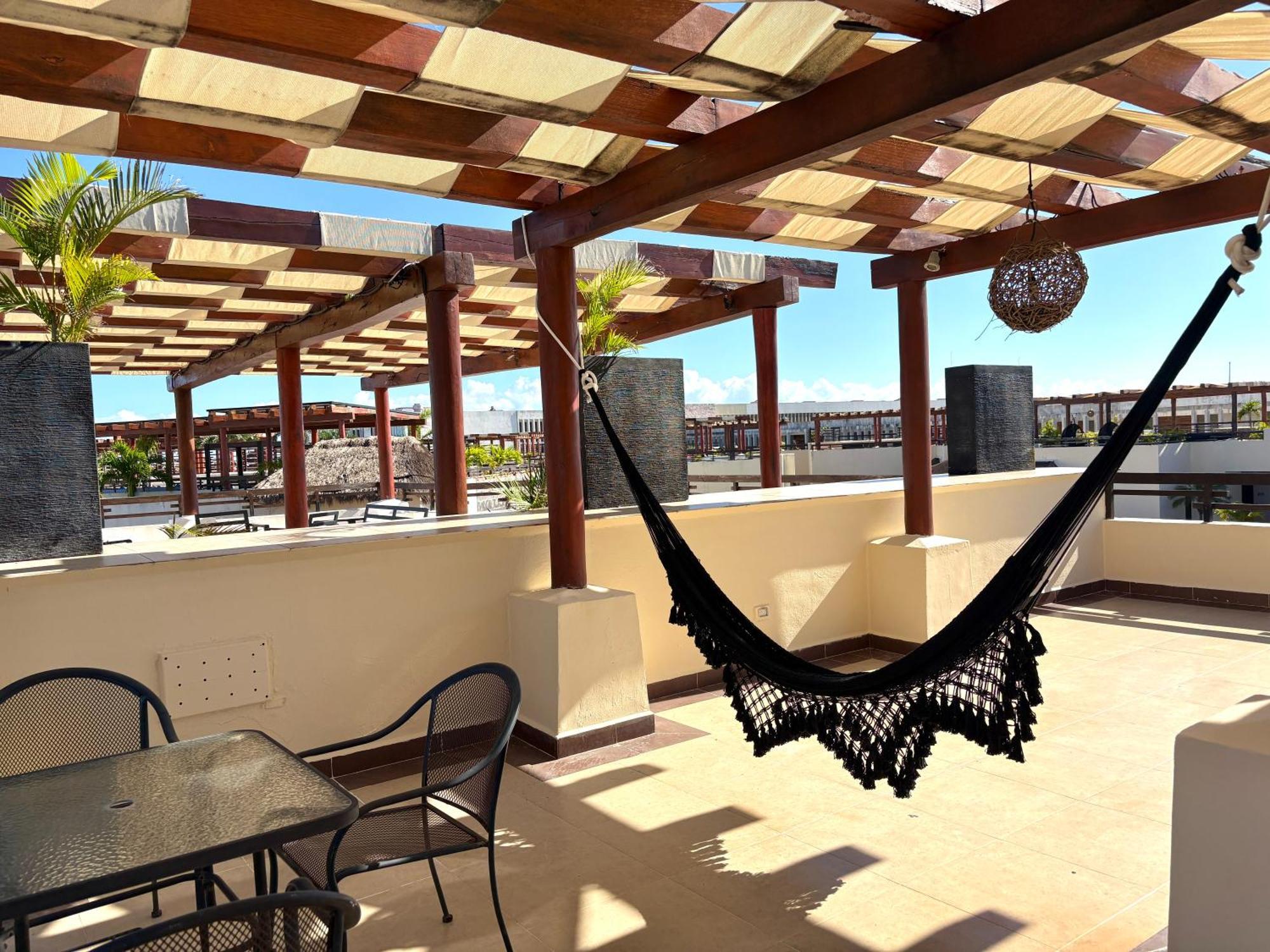Apartamento Departamento En Aldea Thai Con Terraza, Vista Al Mar Y Alberca Privada, Para 8 Personas *