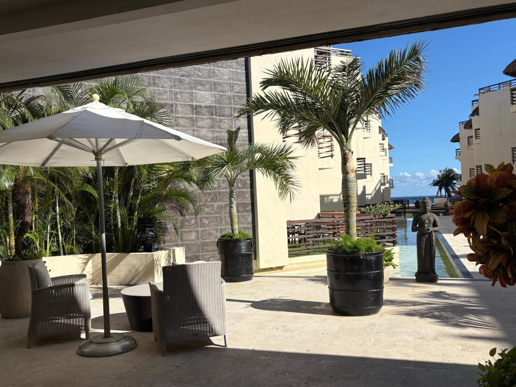 Departamento En Aldea Thai Con Terraza, Vista Al Mar Y Alberca Privada, Para 8 Personas Playa del Carmen
