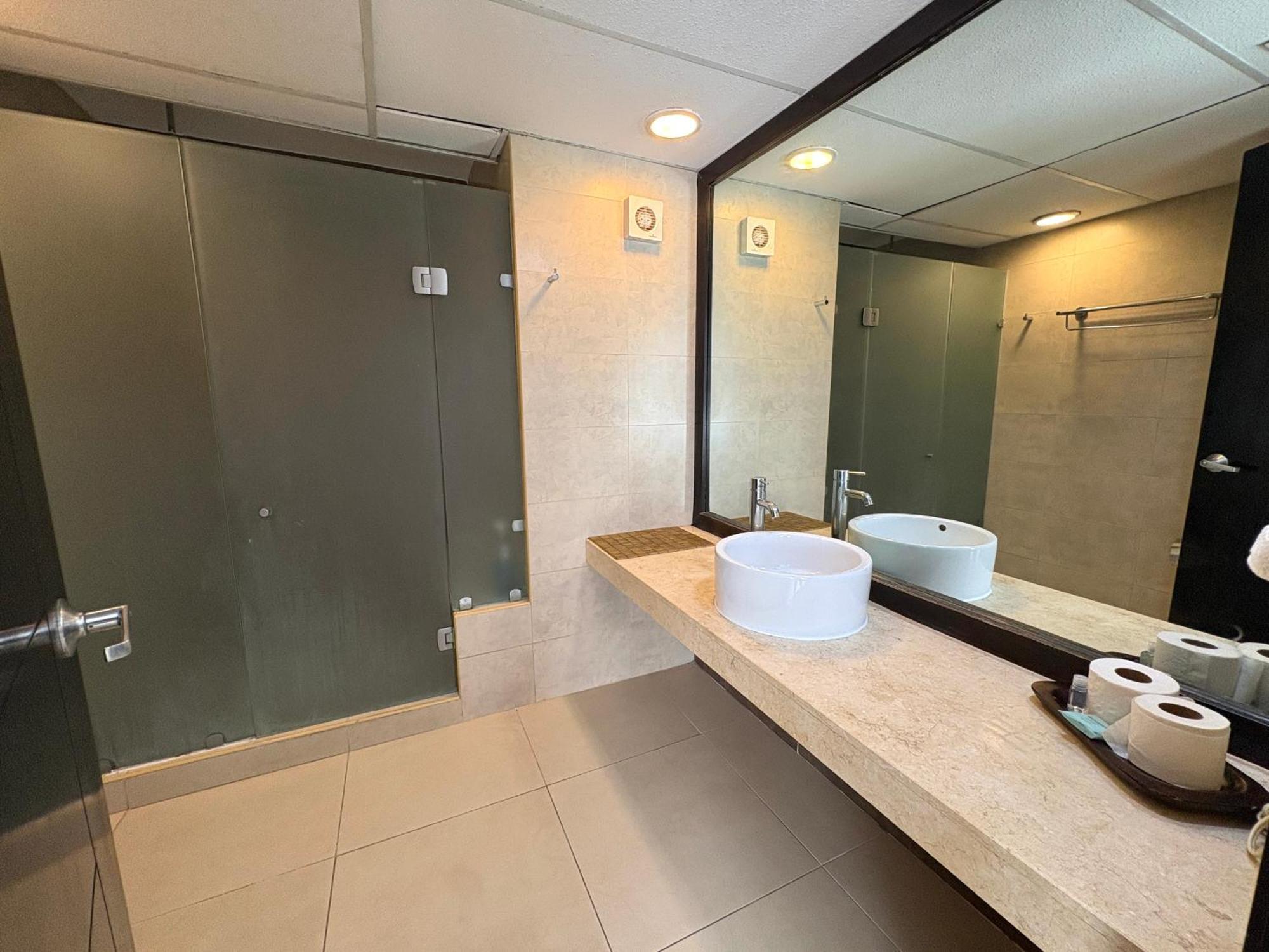 Departamento En Aldea Thai Con Terraza, Vista Al Mar Y Alberca Privada, Para 8 Personas Apartamento *