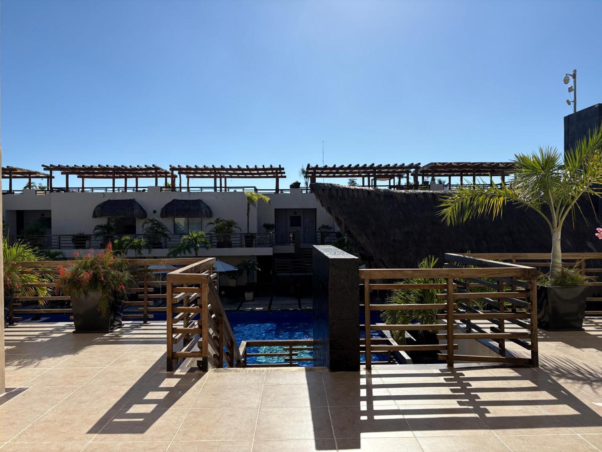 Departamento En Aldea Thai Con Terraza, Vista Al Mar Y Alberca Privada, Para 8 Personas