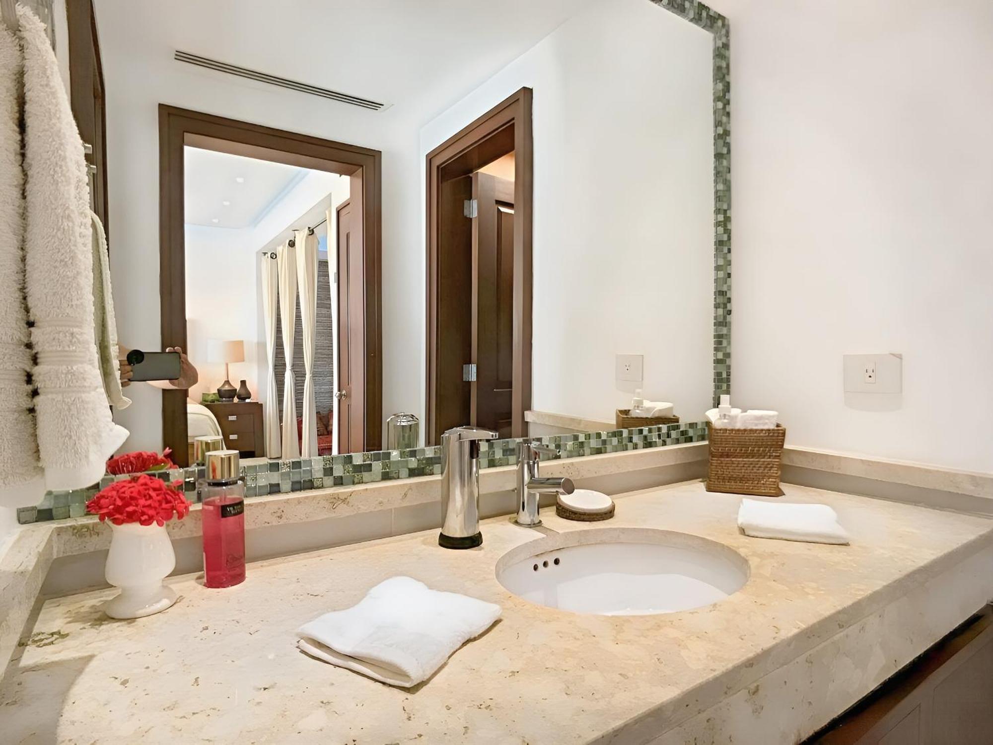 Appartement Luxury Duplex -4 Pers- 2mn Beach&5th Av, Pool, Gym